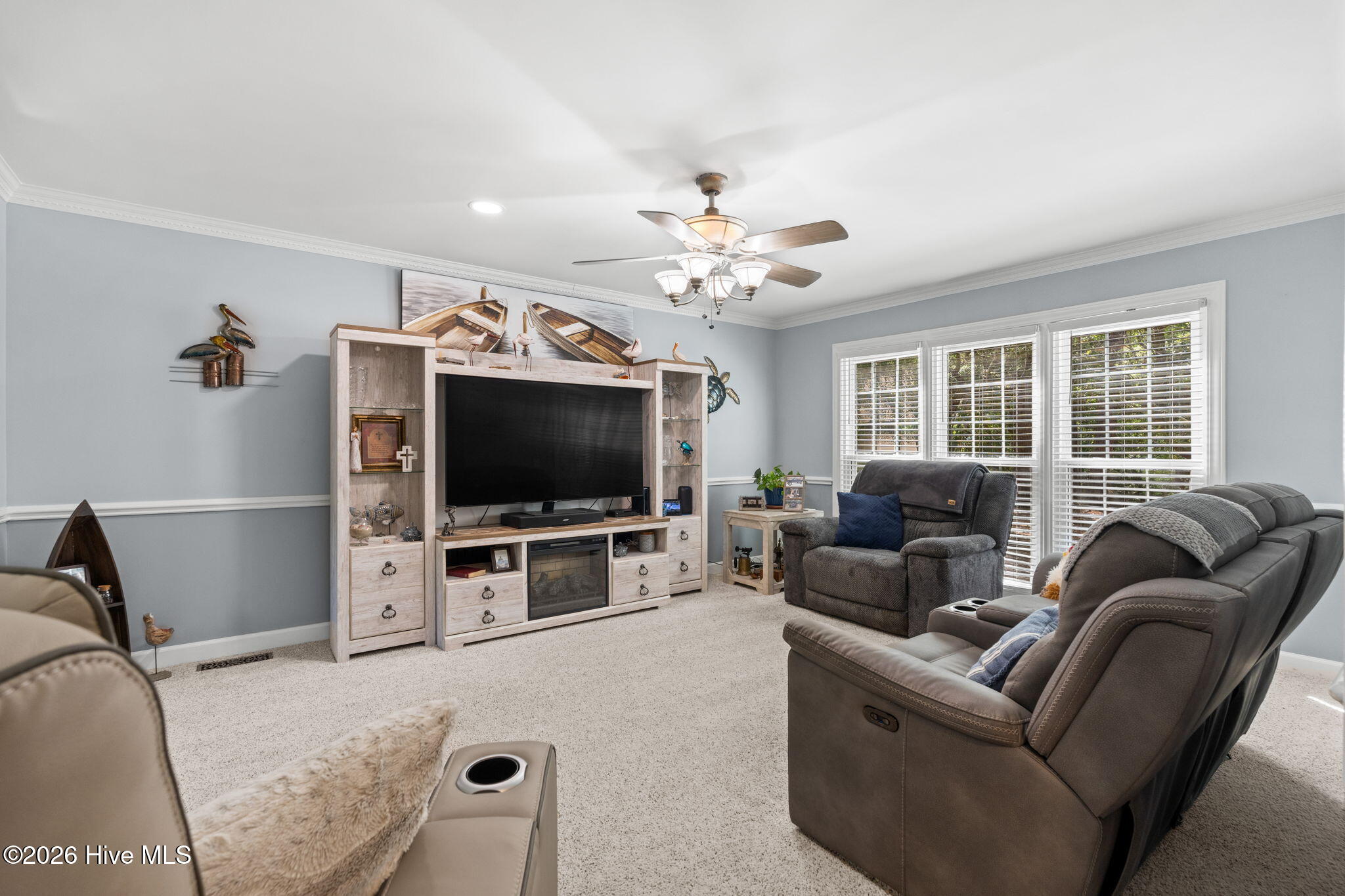 504 Periwinkle Way Property Photo 13