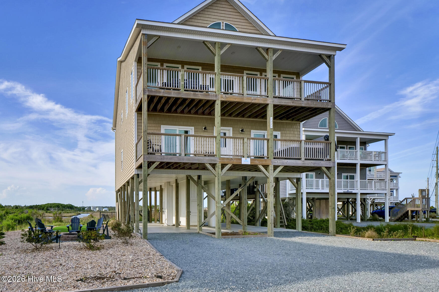 1111 New River Inlet Road Property Photo 2