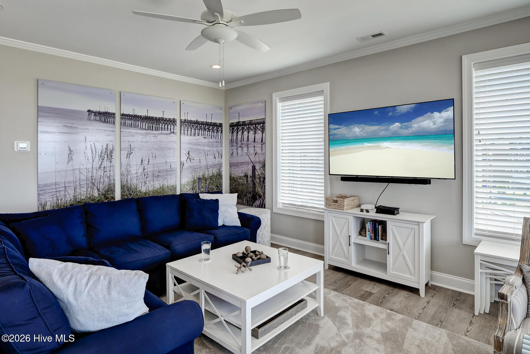 1111 New River Inlet Road Property Photo 9
