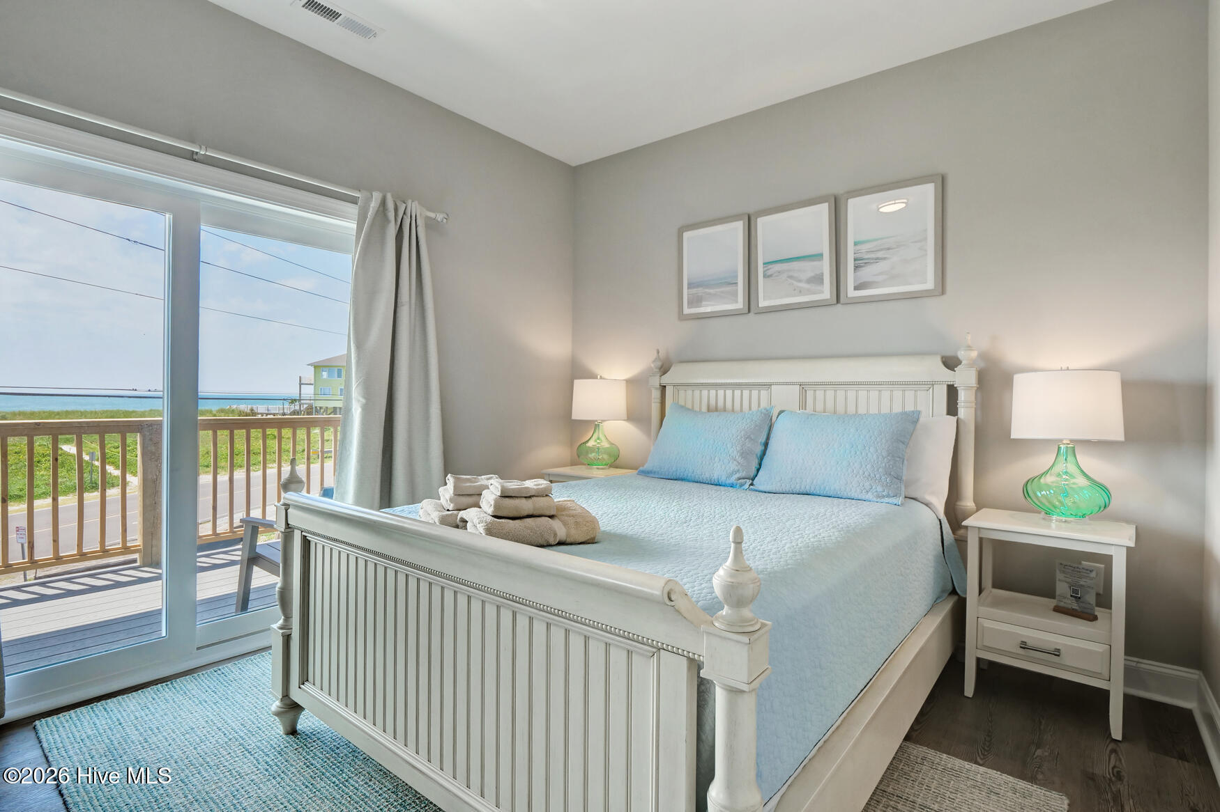 1111 New River Inlet Road Property Photo 40