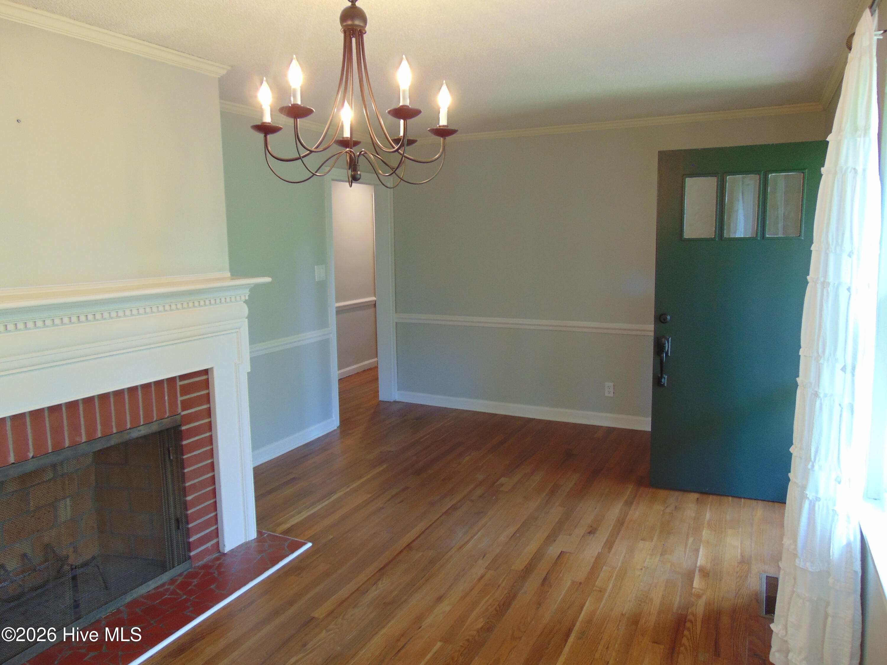 300 Oakdale Road Property Photo 15
