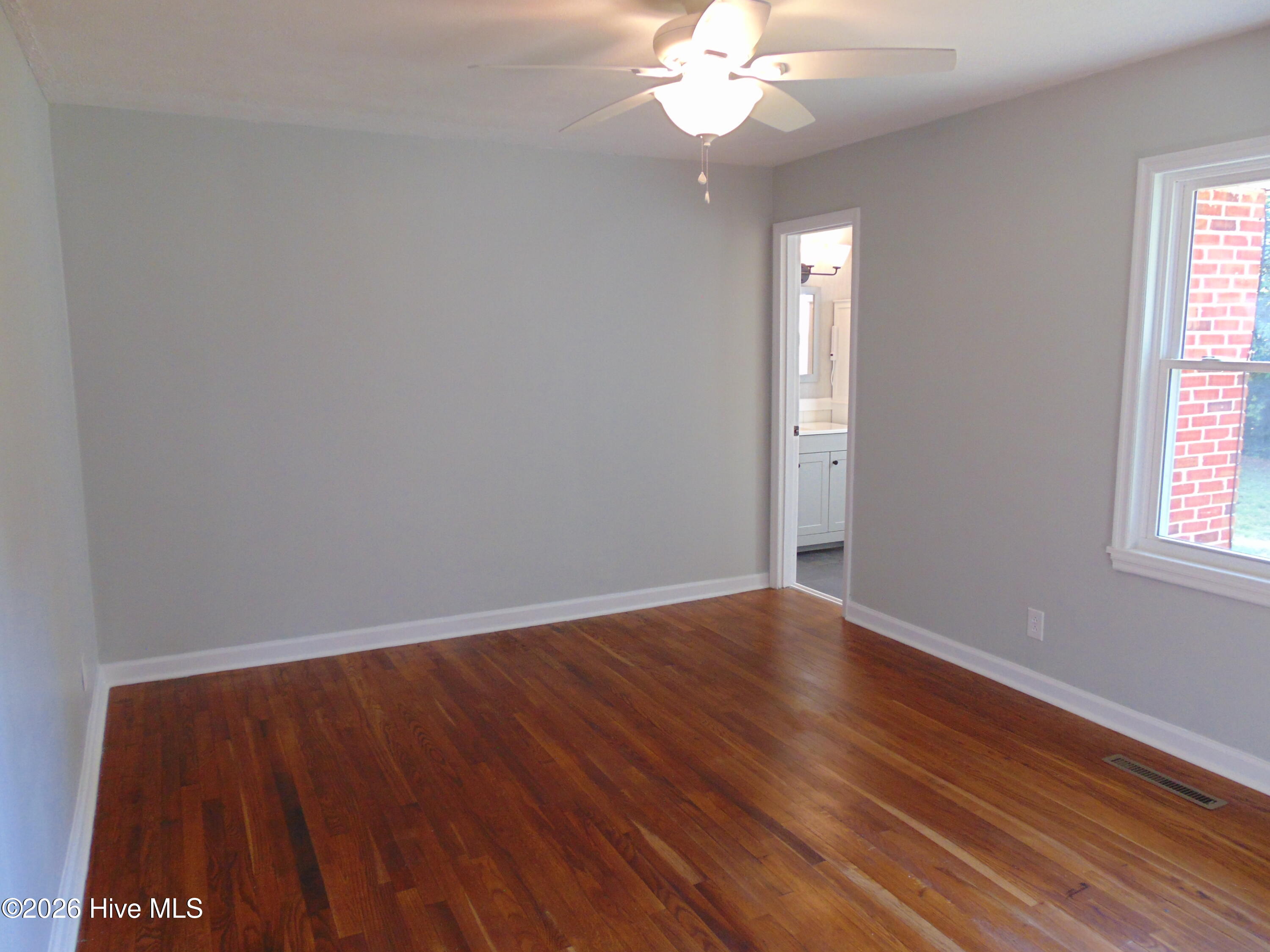 300 Oakdale Road Property Photo 18