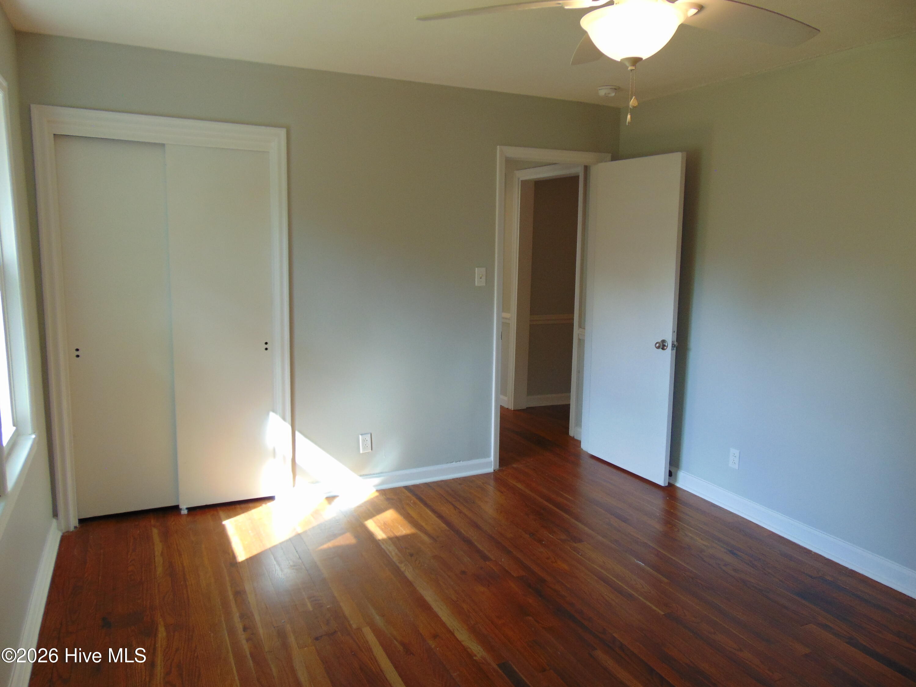 300 Oakdale Road Property Photo 19