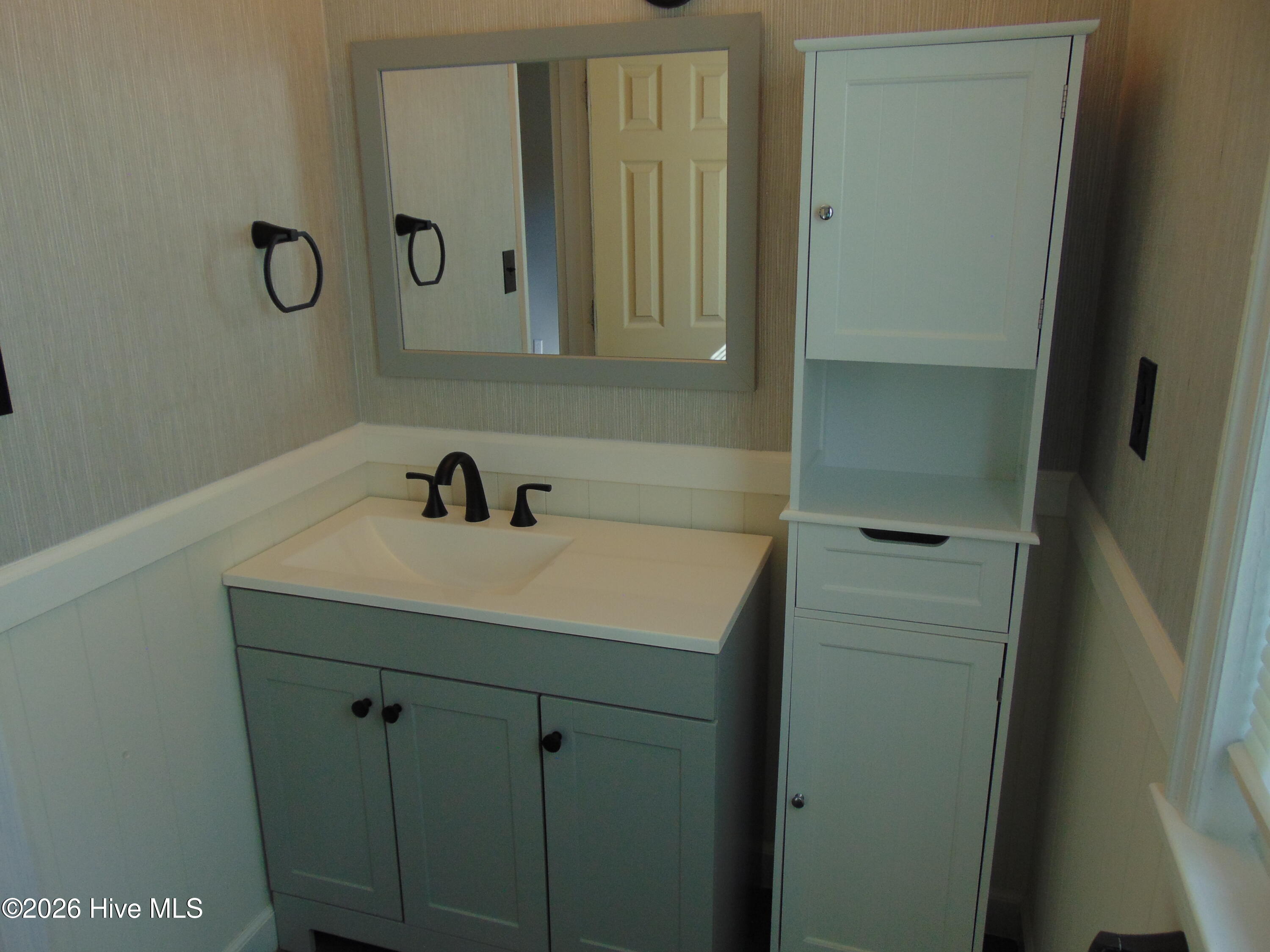 300 Oakdale Road Property Photo 20