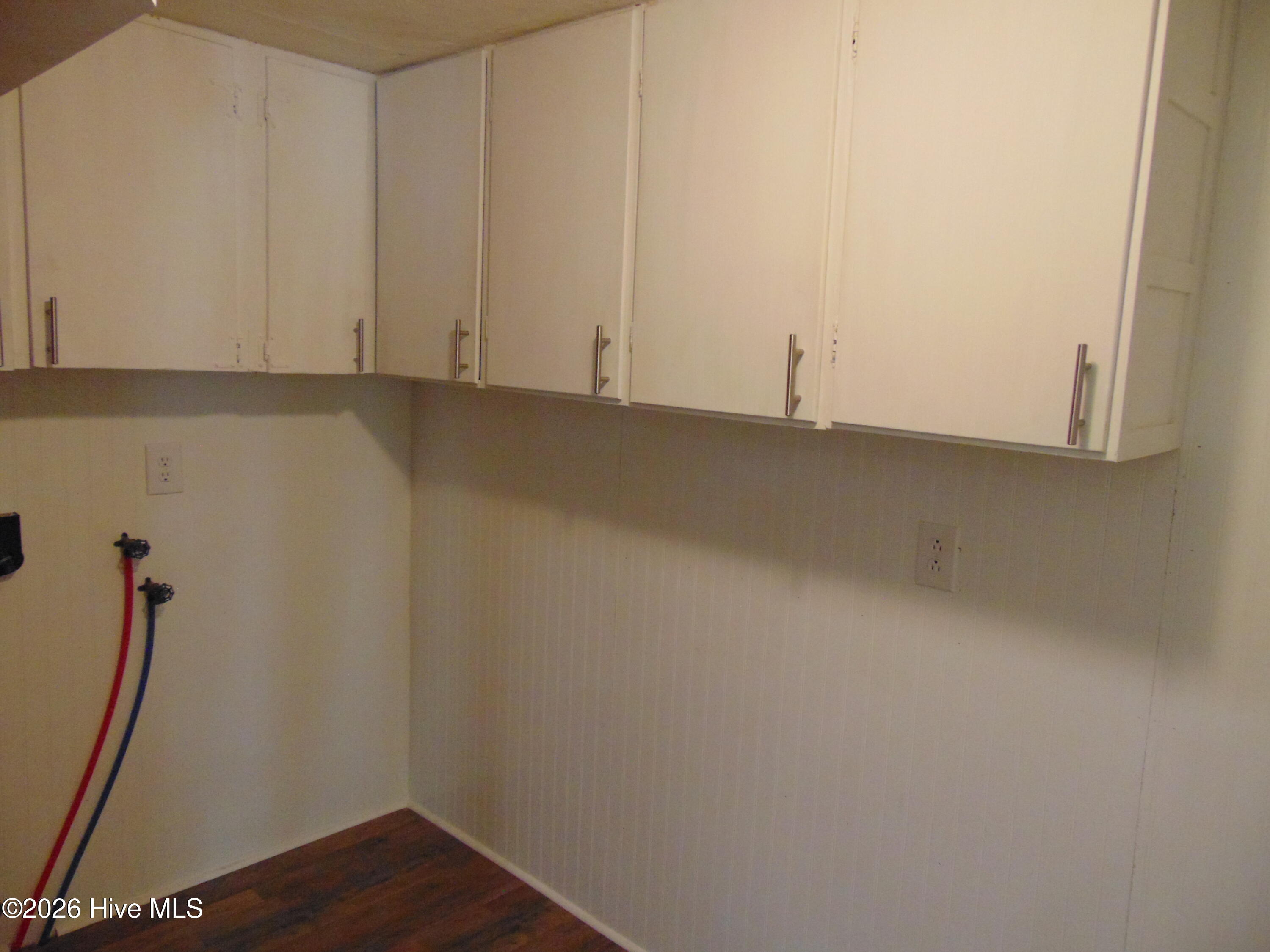 300 Oakdale Road Property Photo 31
