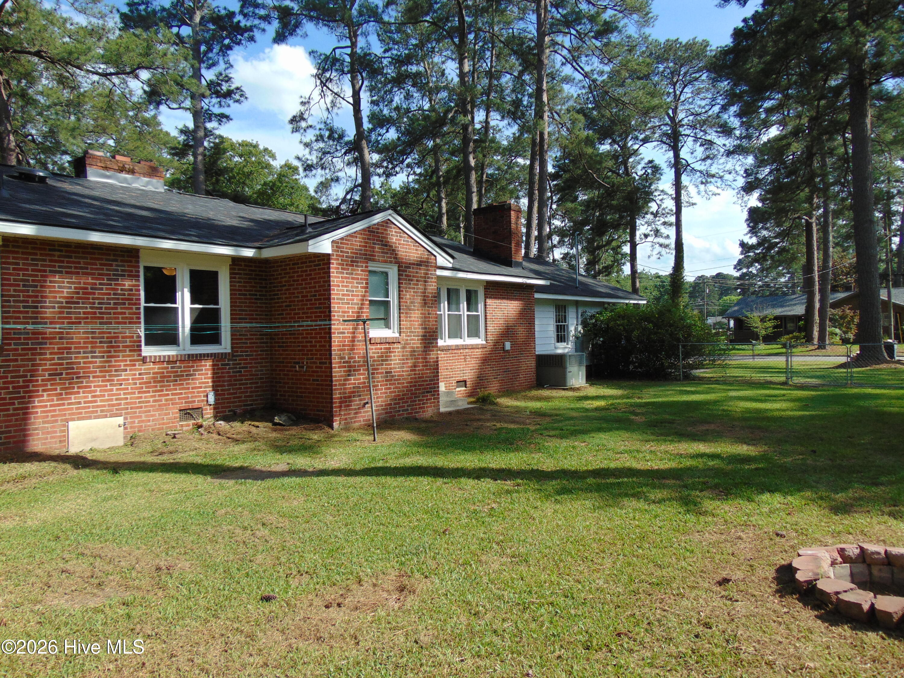 300 Oakdale Road Property Photo 34