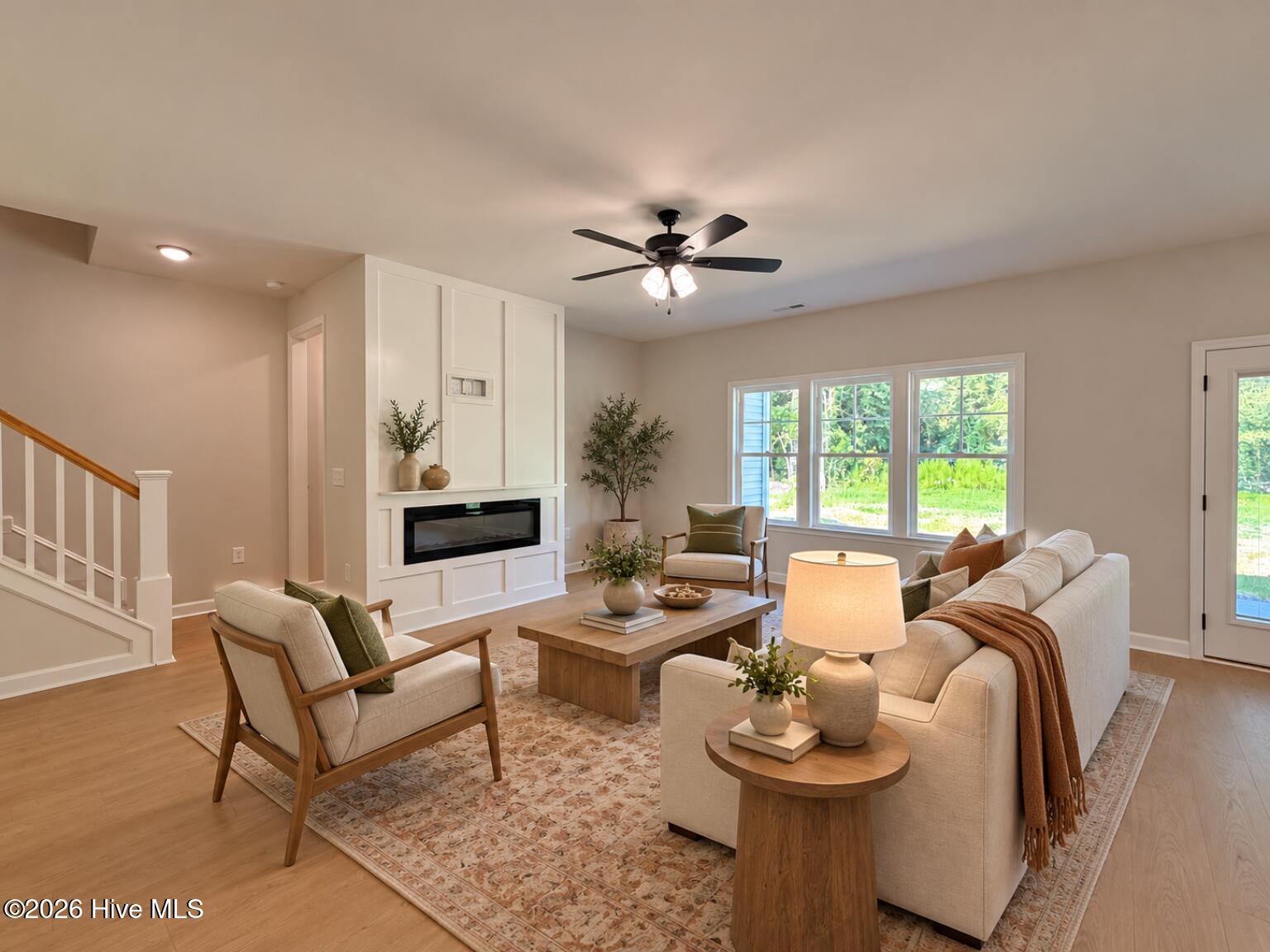3750 Chatsworth Drive Property Photo 6