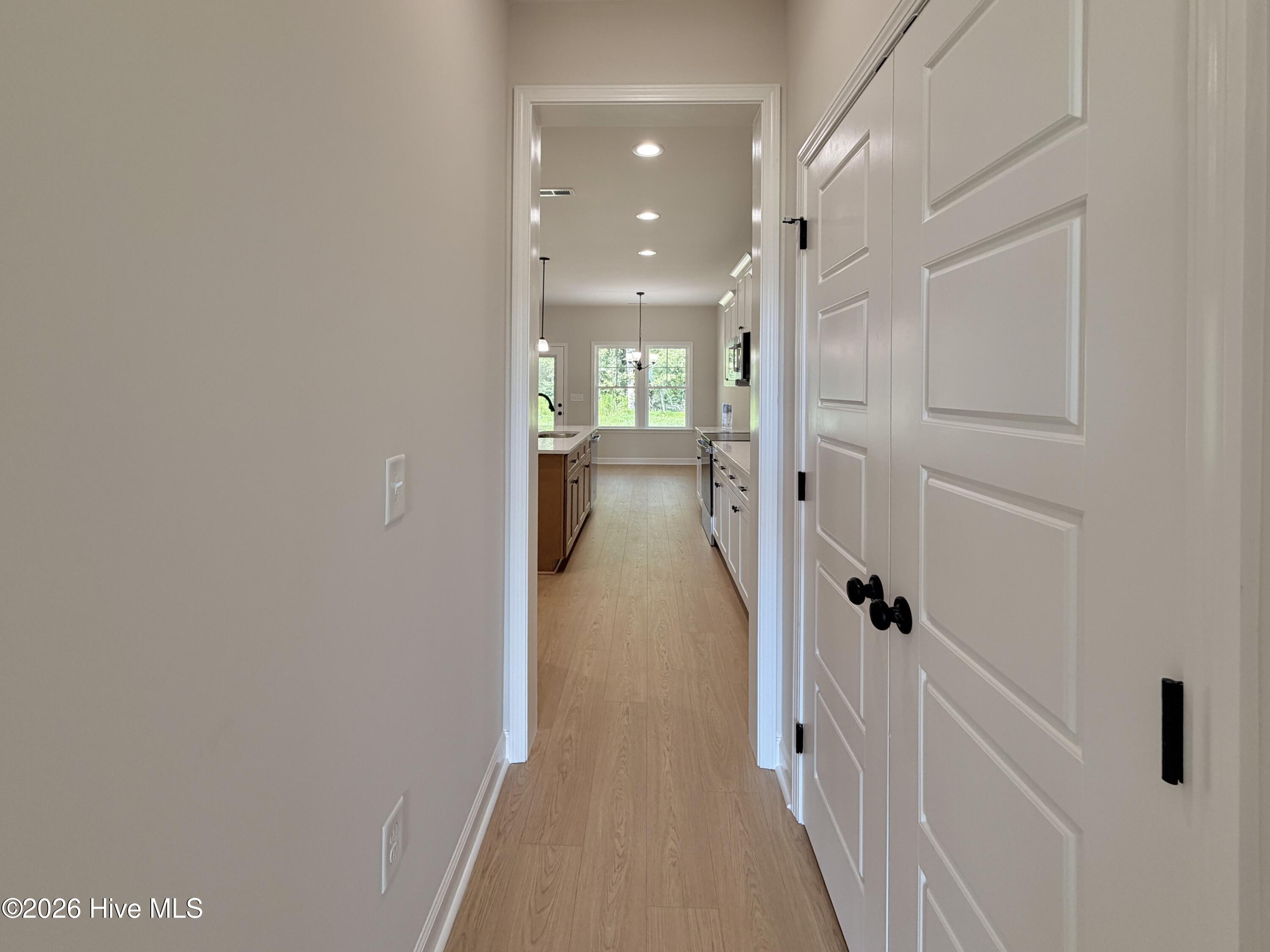 3750 Chatsworth Drive Property Photo 10