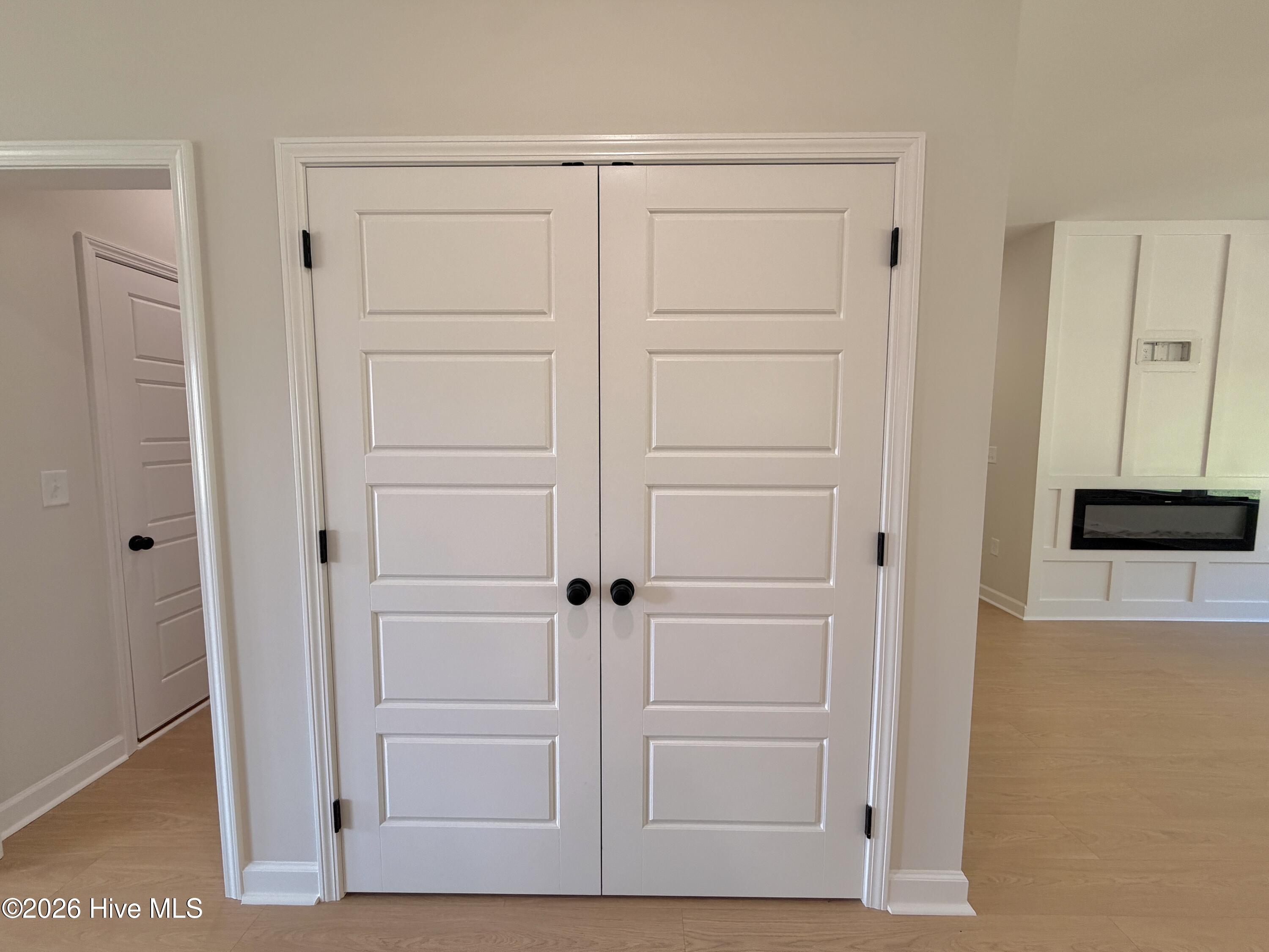 3750 Chatsworth Drive Property Photo 13