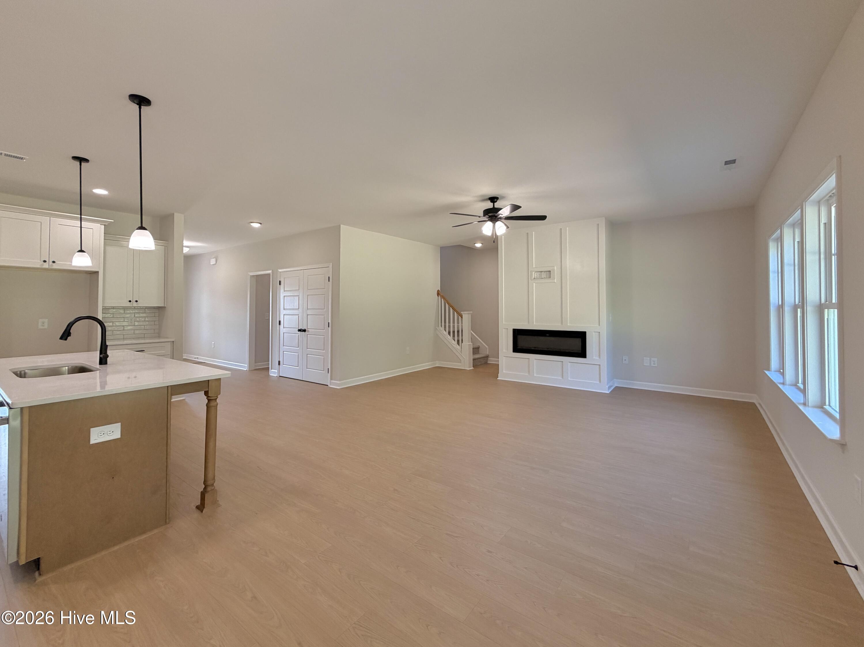 3750 Chatsworth Drive Property Photo 18
