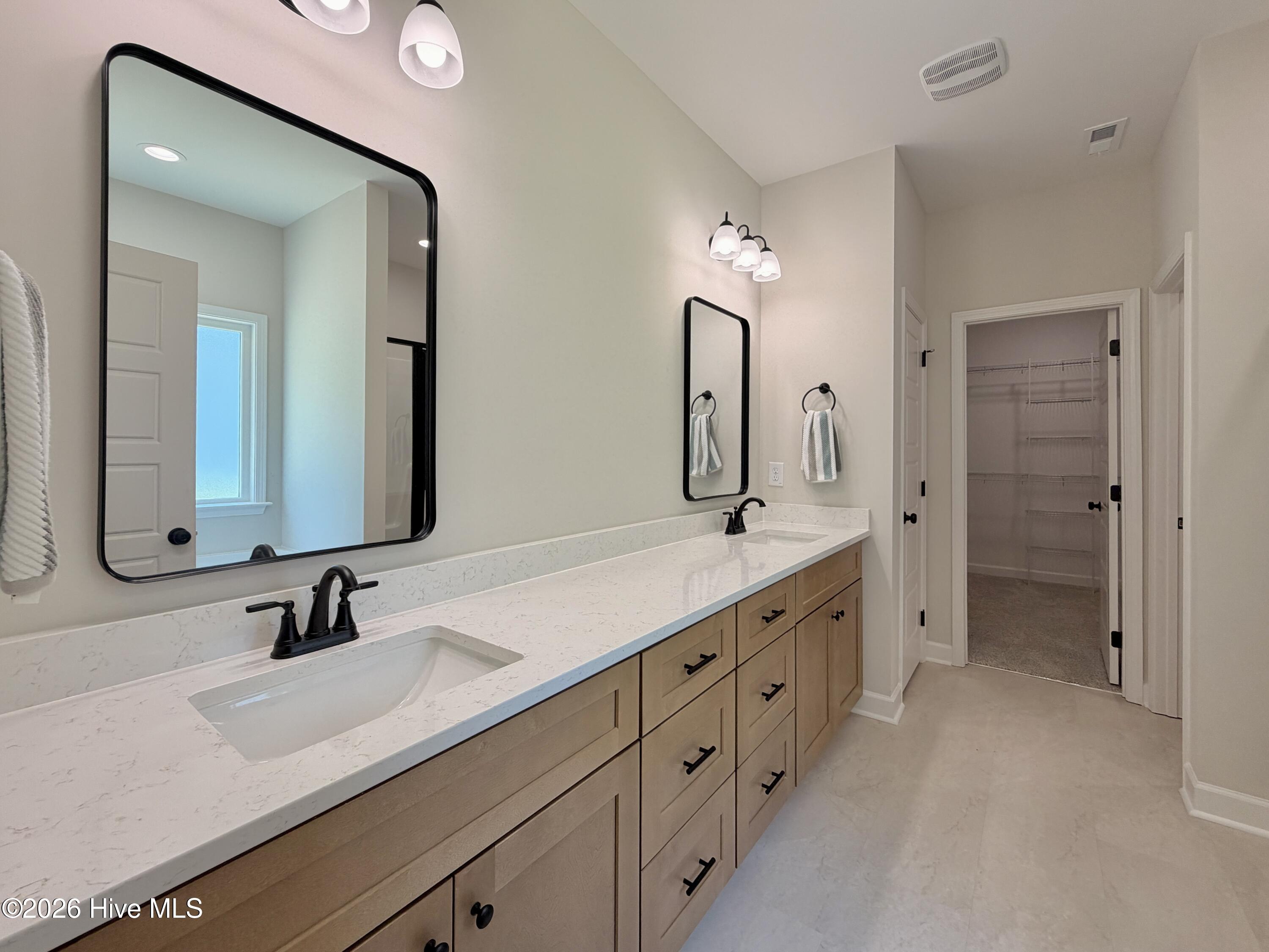 3750 Chatsworth Drive Property Photo 28