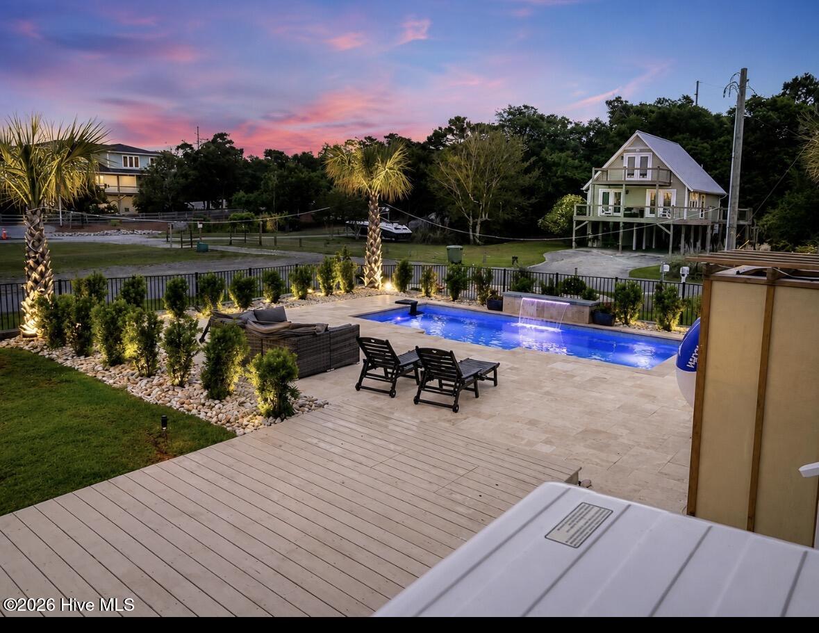 7120 Canal Drive Property Photo 6