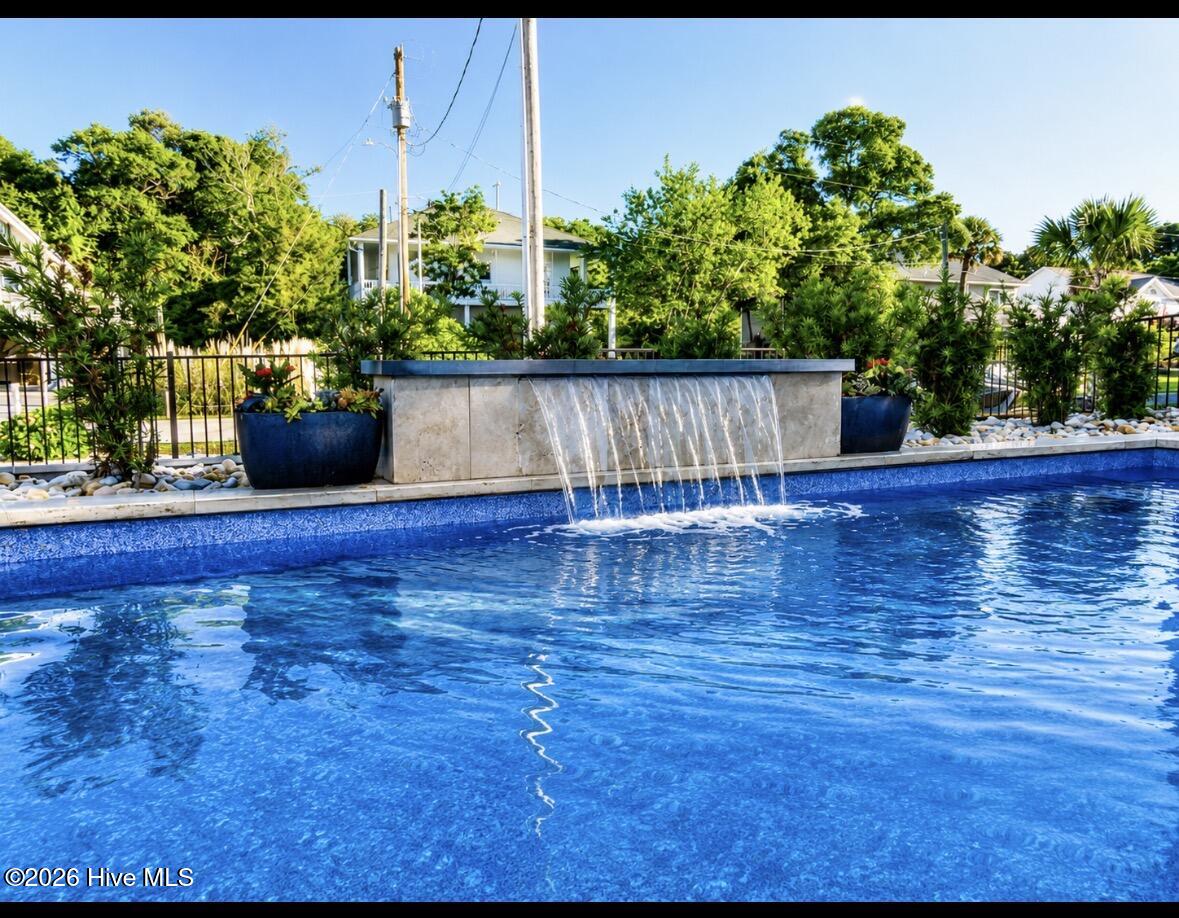 7120 Canal Drive Property Photo 10