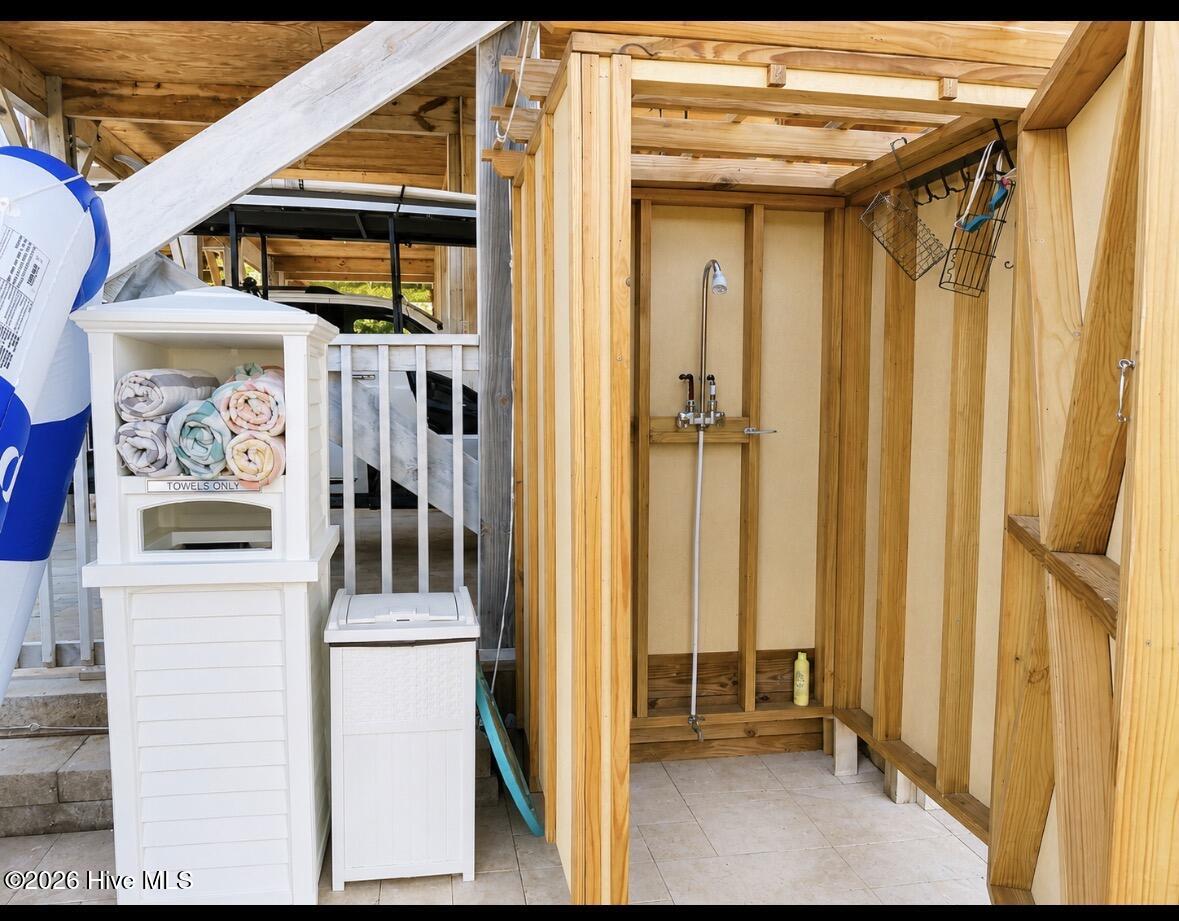 7120 Canal Drive Property Photo 11