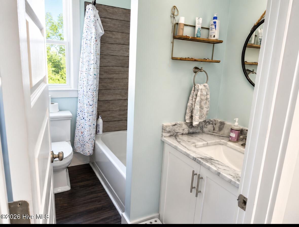 7120 Canal Drive Property Photo 27