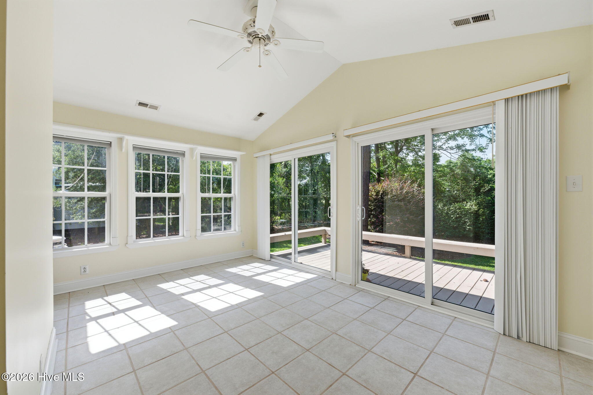1007 Barkentine Drive Property Photo 11