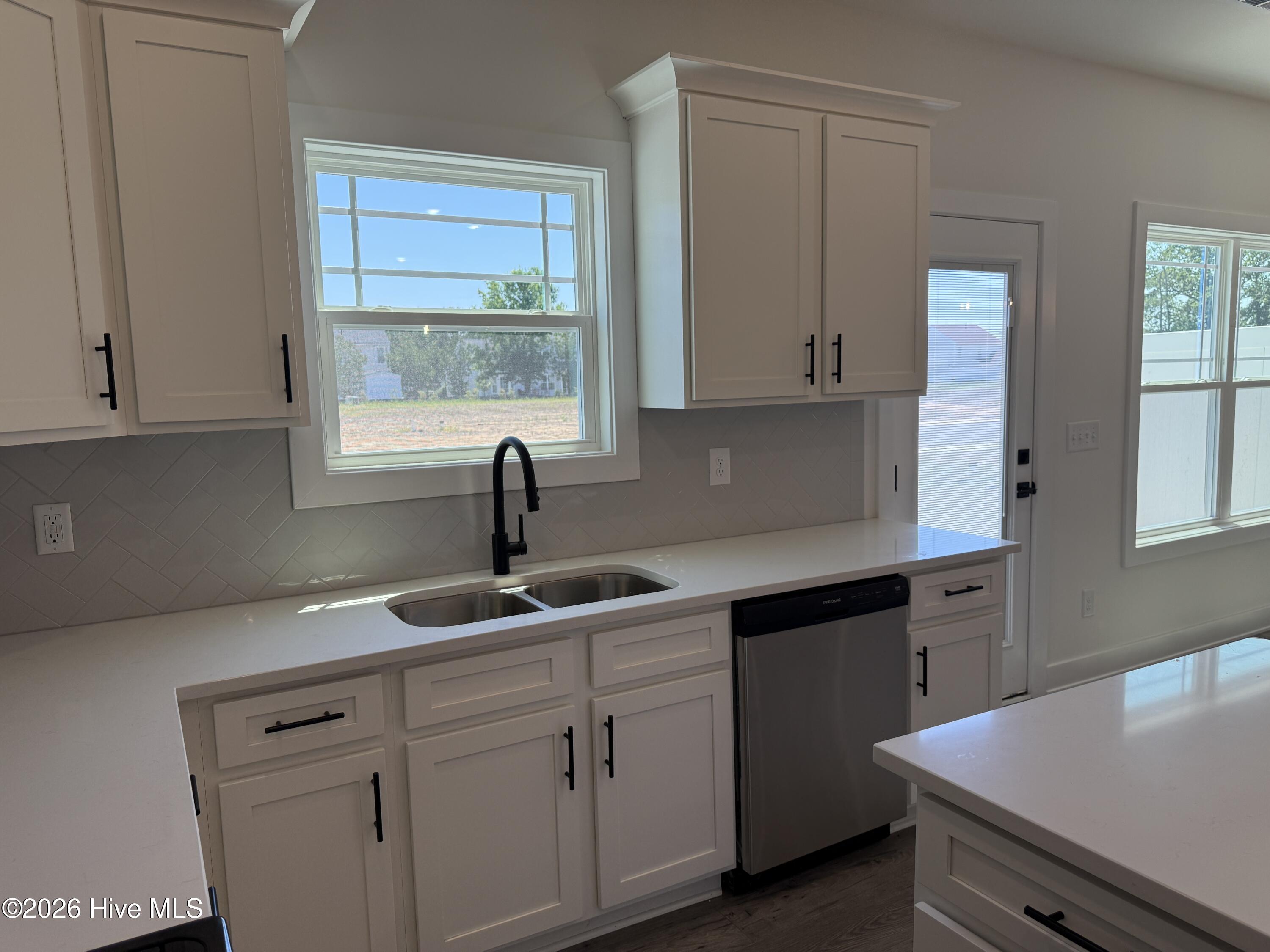 36 Joyner Park Drive Property Photo 8