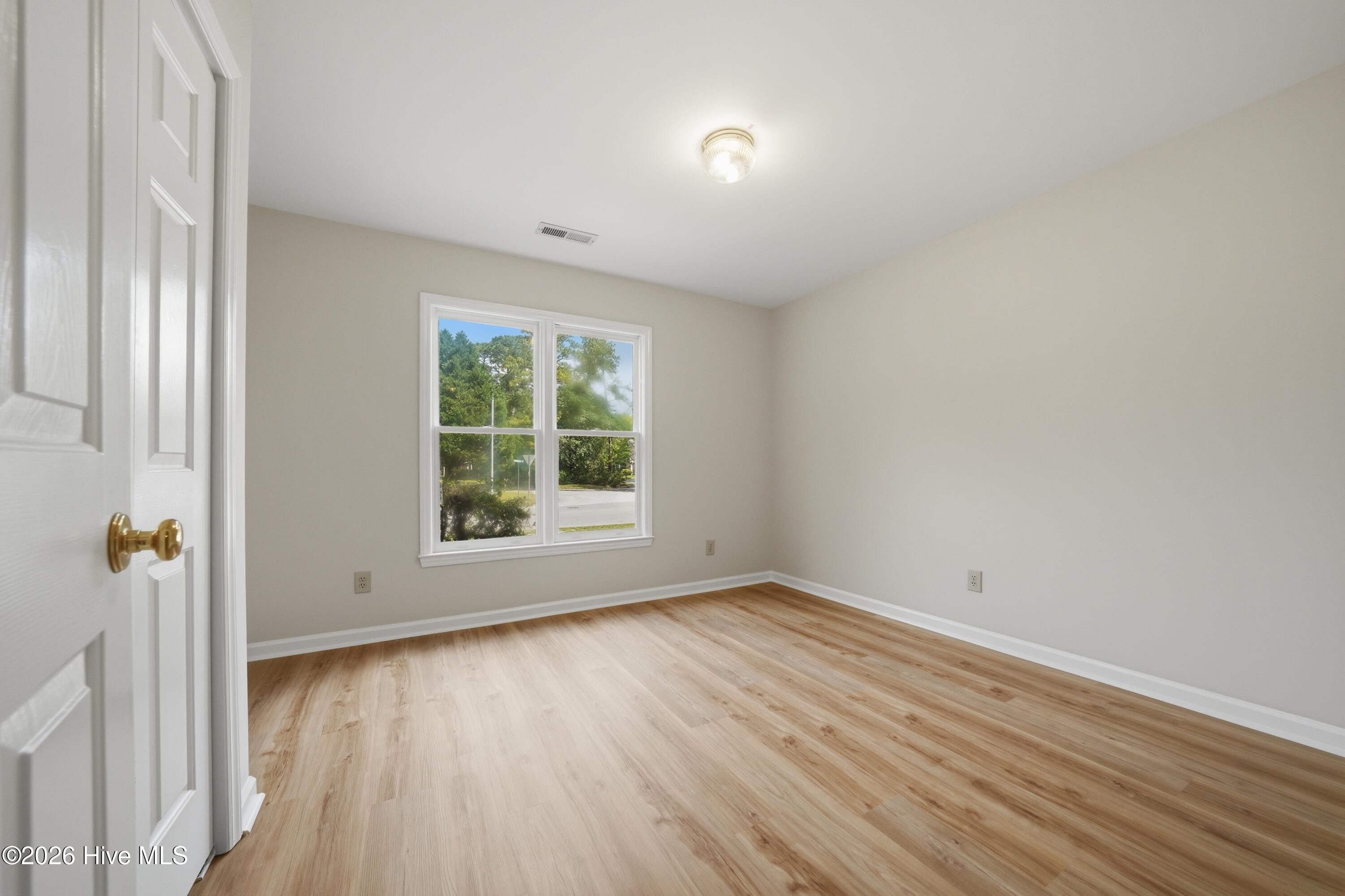 312 Wendover Lane Property Photo 21