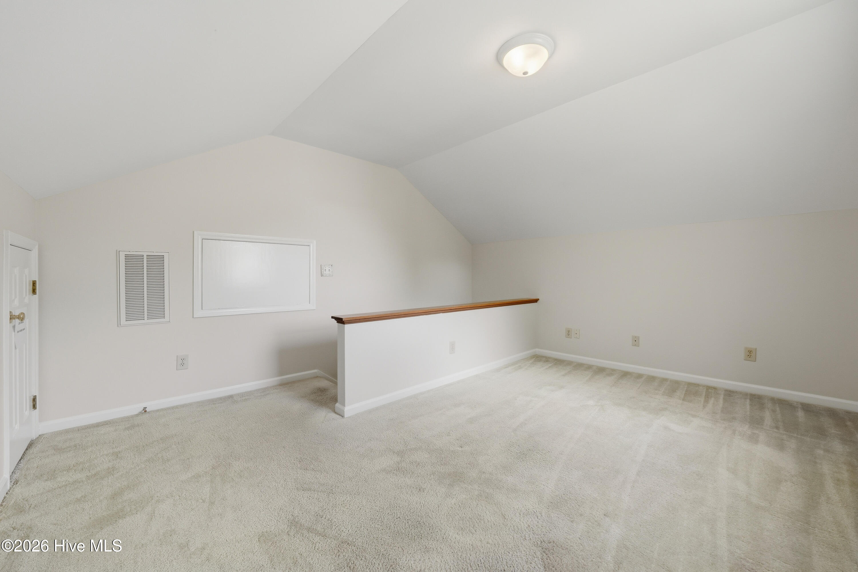 312 Wendover Lane Property Photo 28