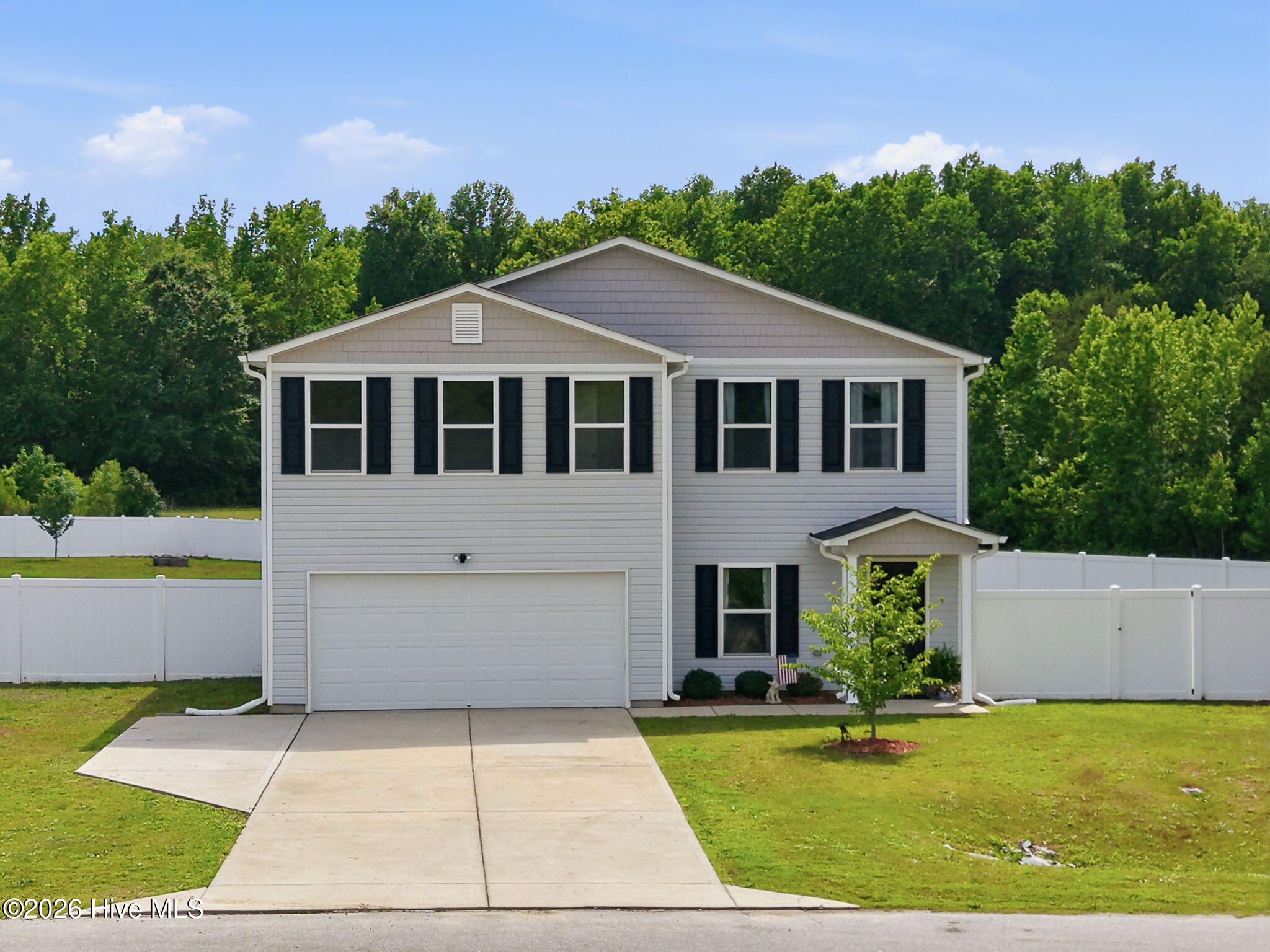 881 Ashbury Lane Property Photo 1