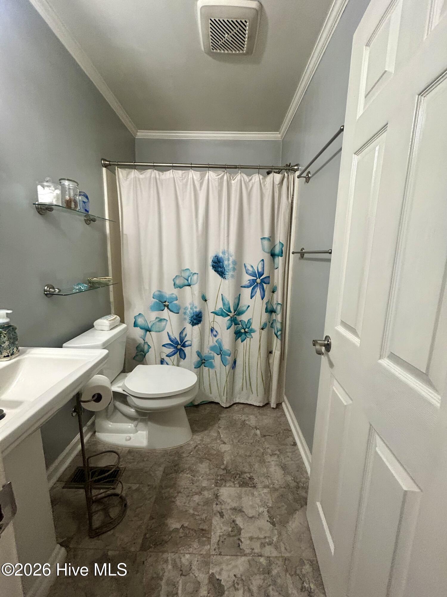 104 Chelsea Drive Property Photo 25
