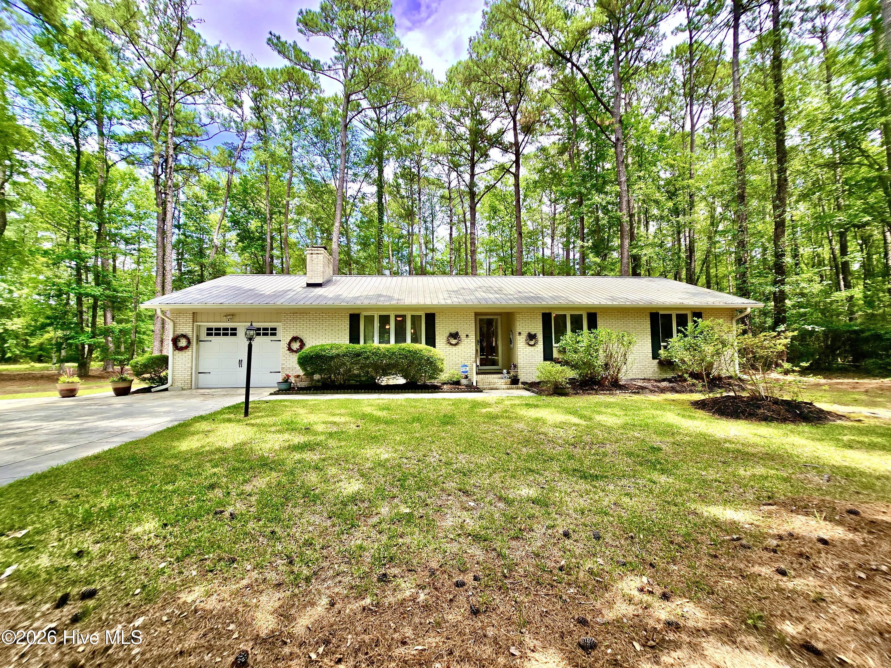 51 Sunfield Drive Property Photo 1