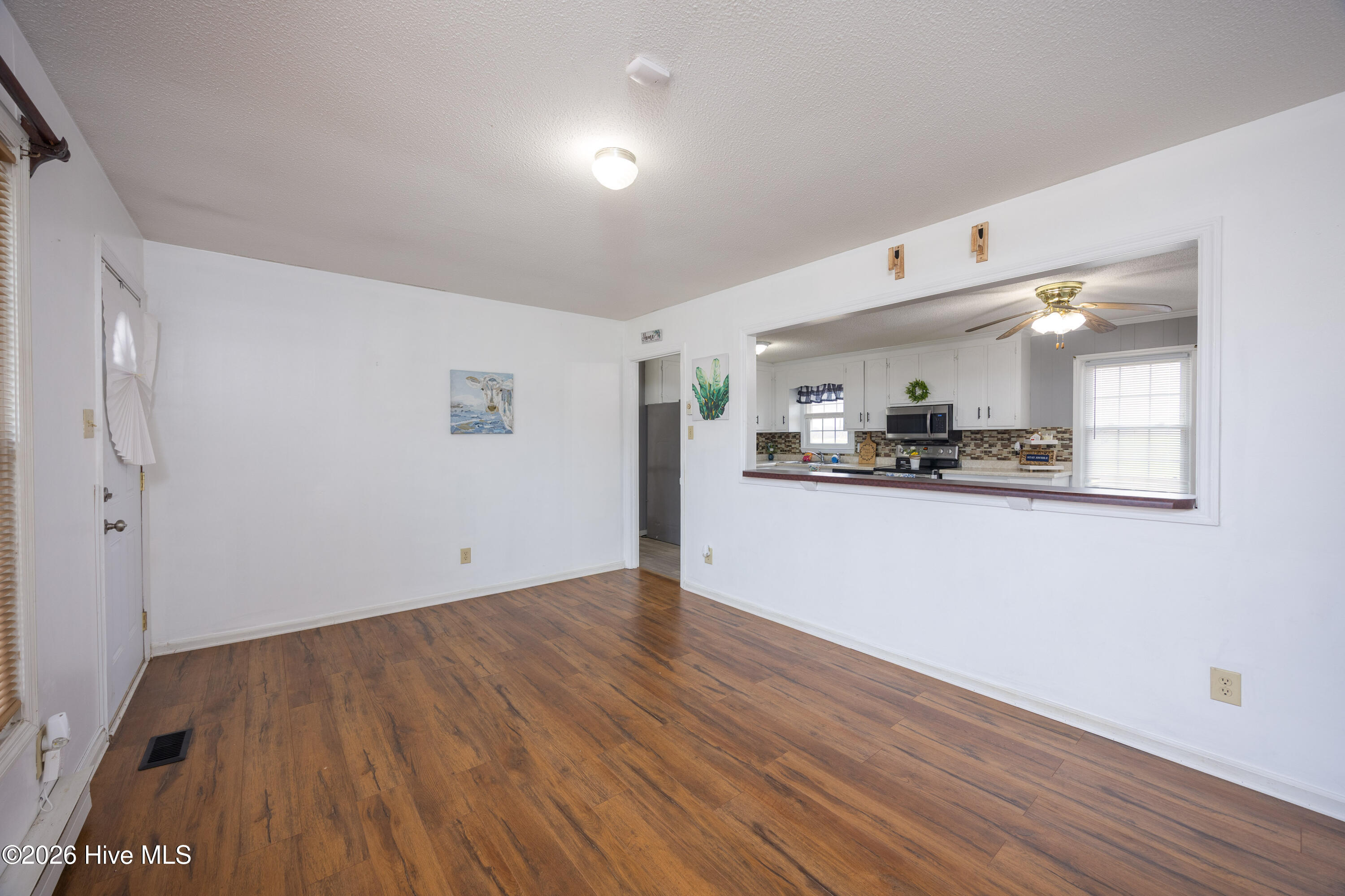 800 S Vance Street Property Photo 8