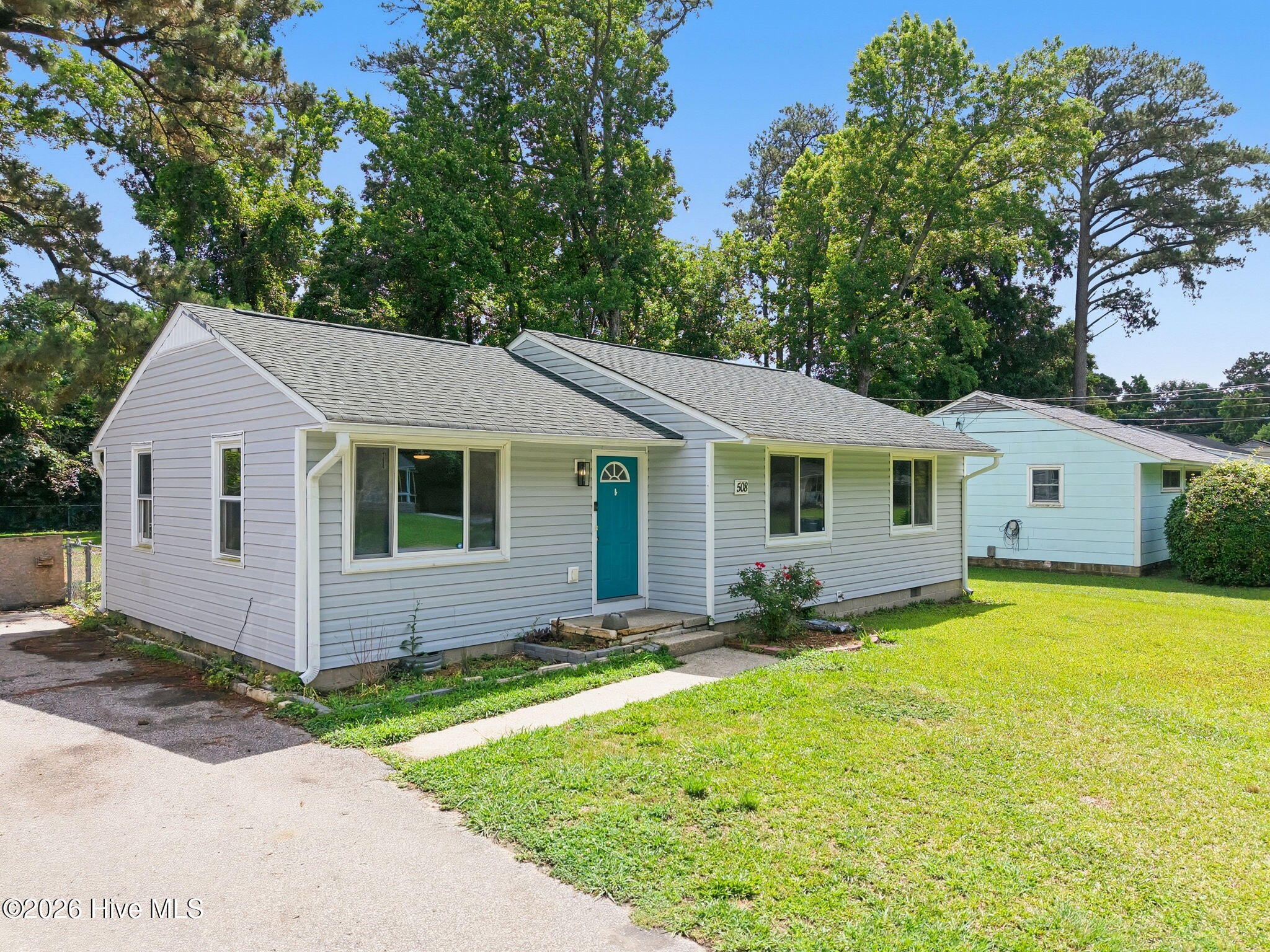 508 Oak Lane Property Photo 2