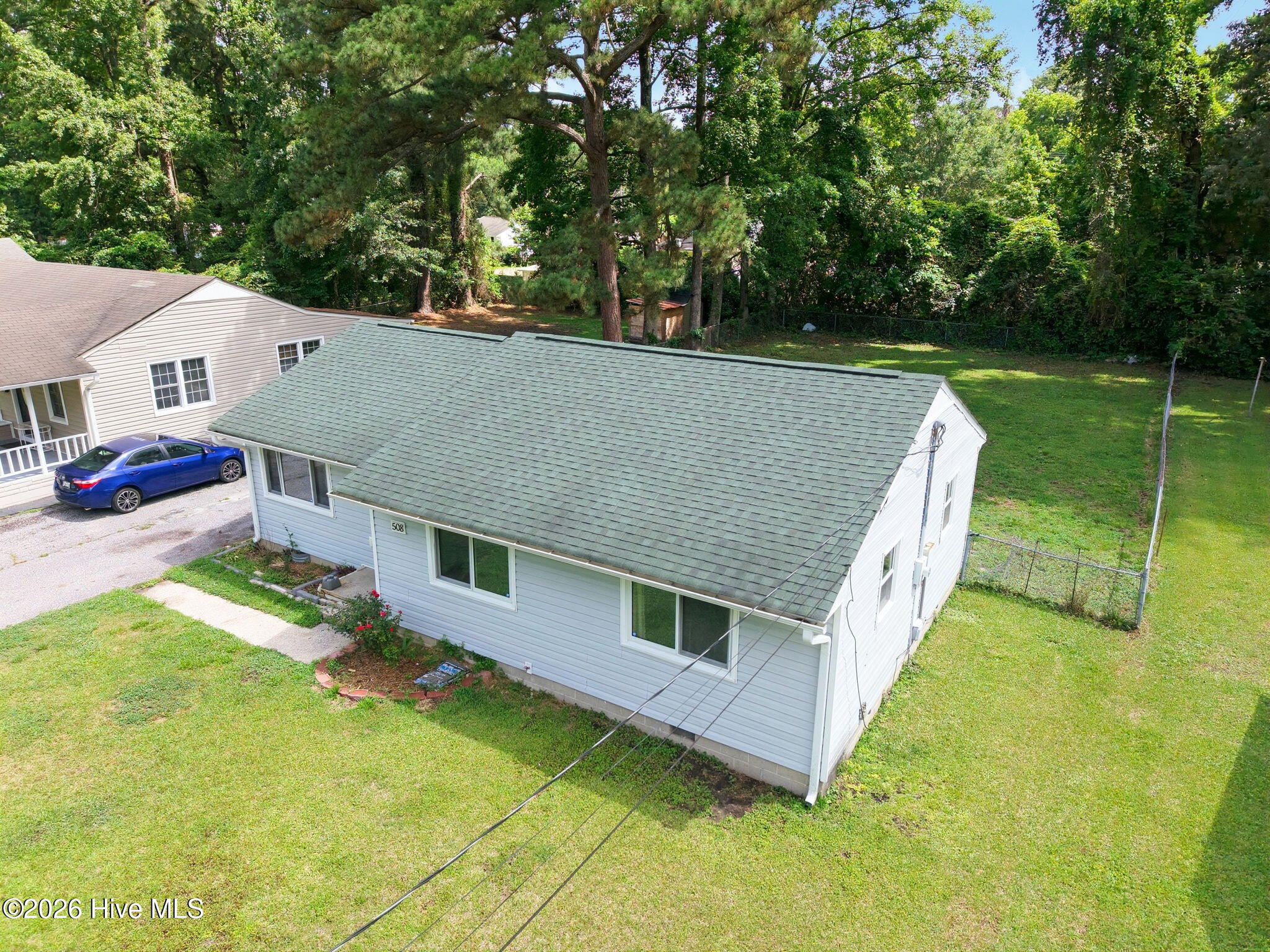508 Oak Lane Property Photo 3