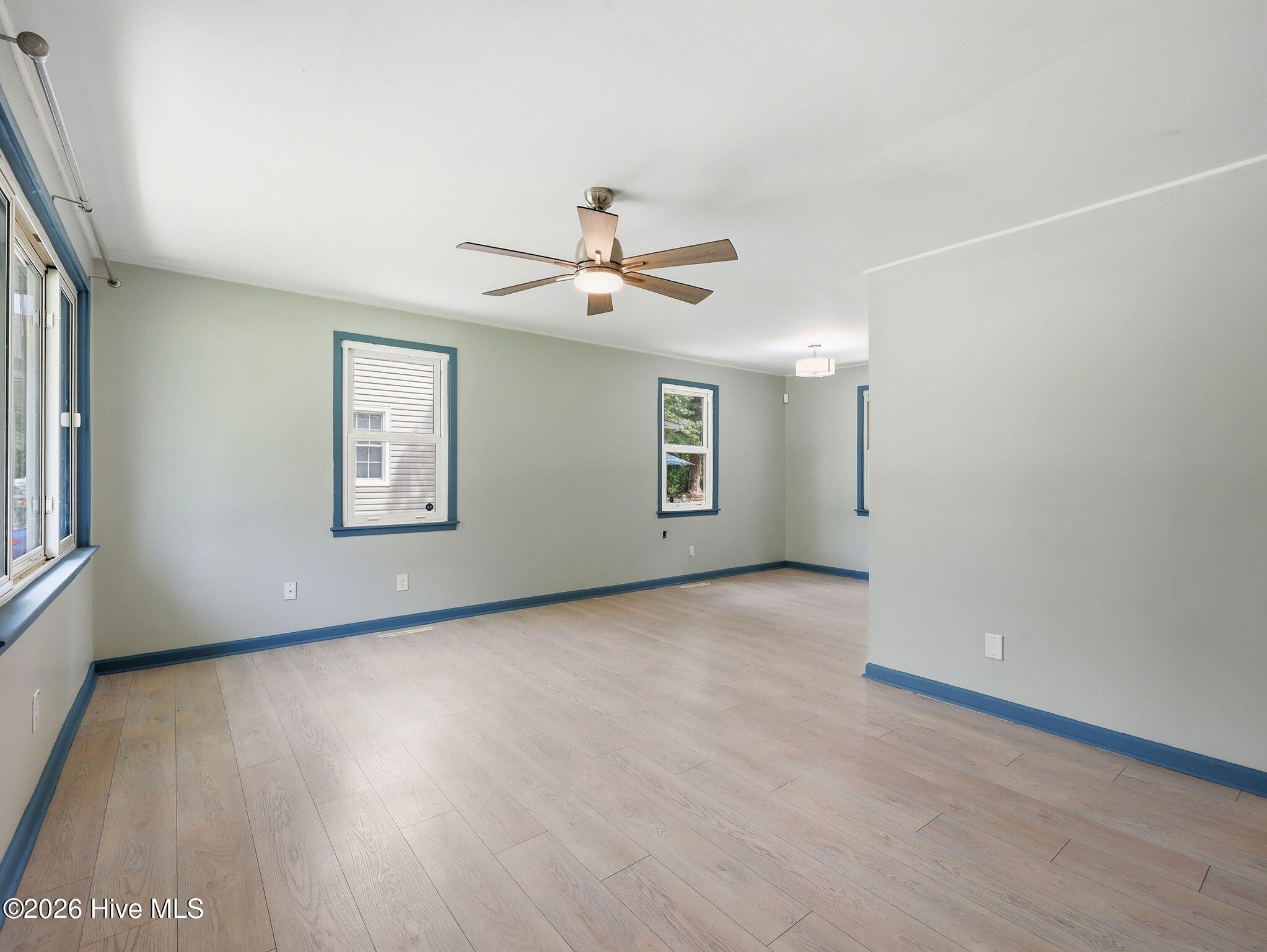 508 Oak Lane Property Photo 6