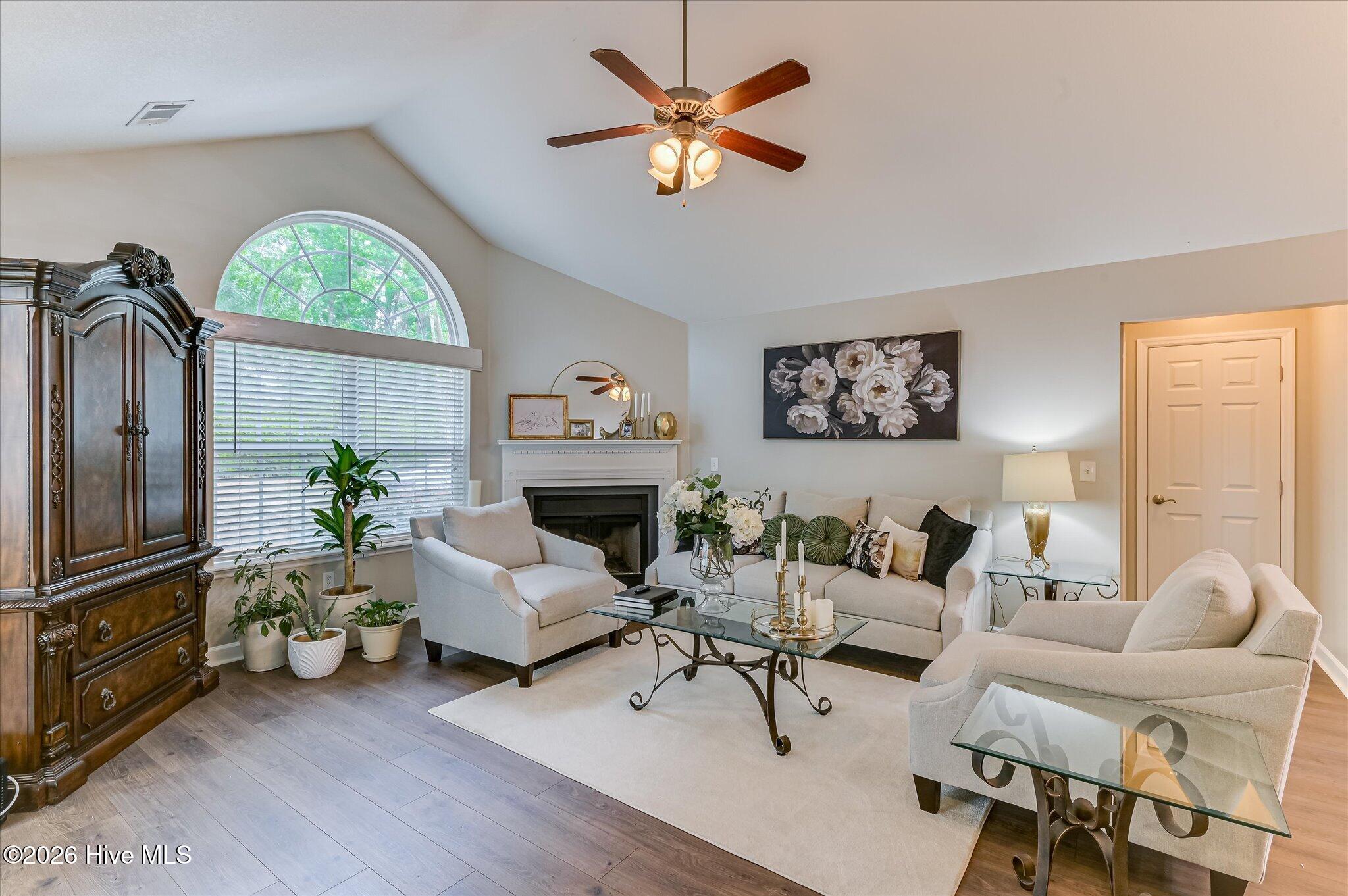 1211 Brookstone Way Property Photo 4