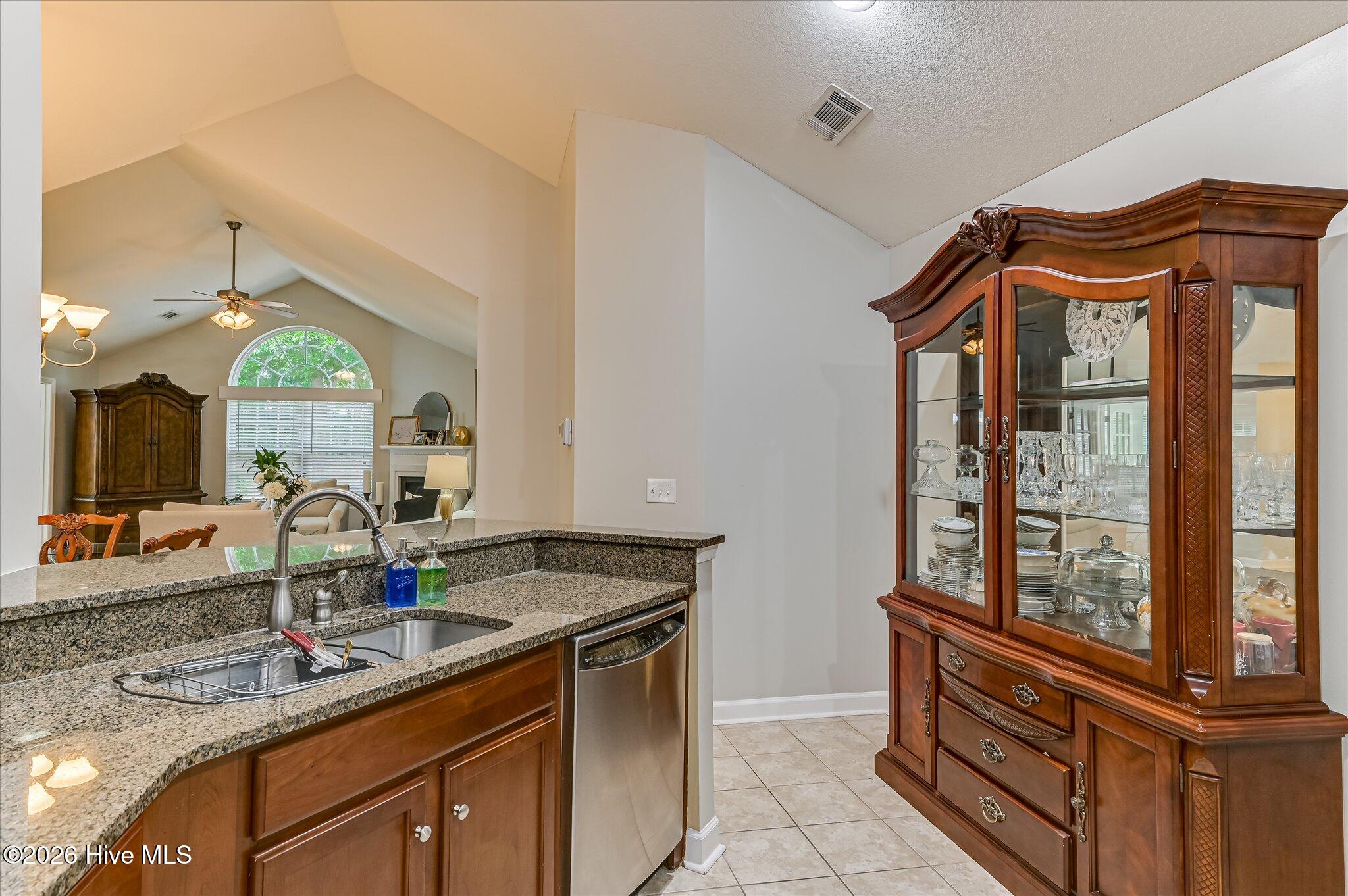1211 Brookstone Way Property Photo 17