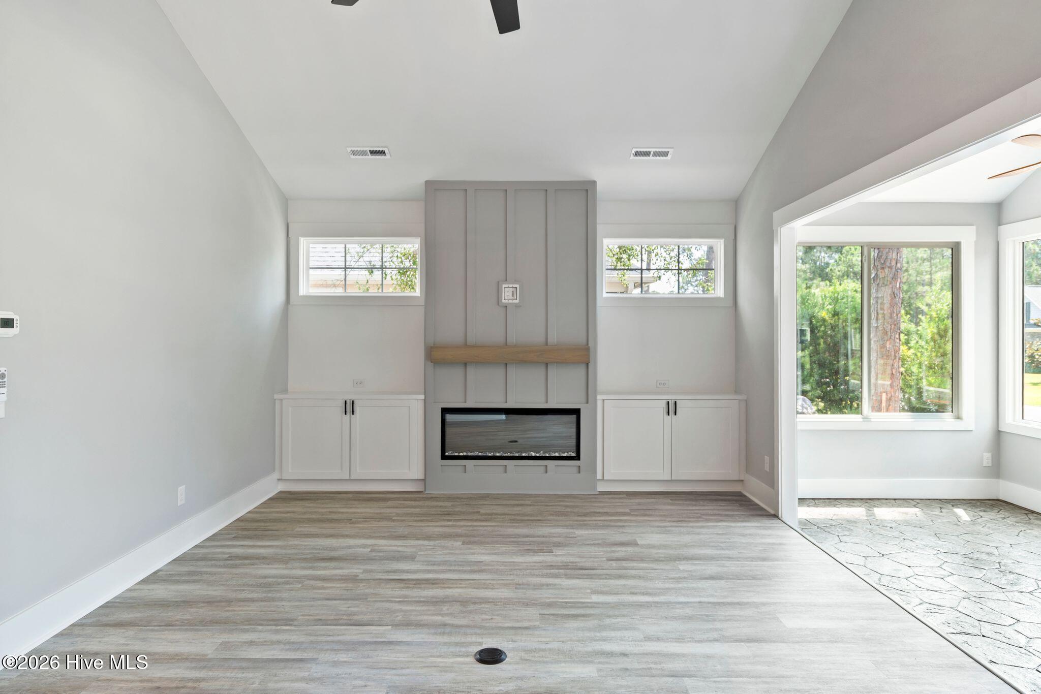 401 Blossom Tree Lane Se Property Photo 19