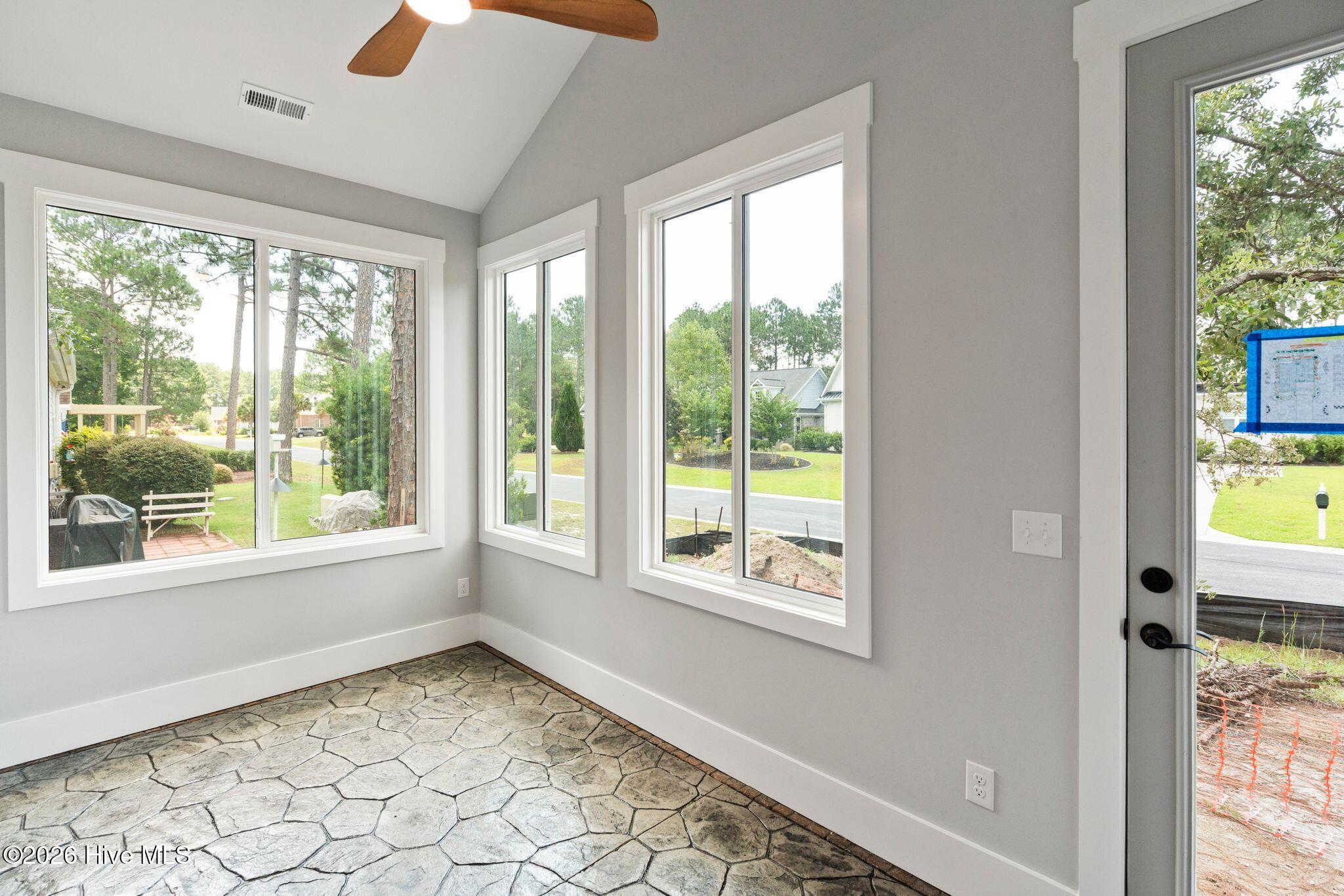 401 Blossom Tree Lane Se Property Photo 24