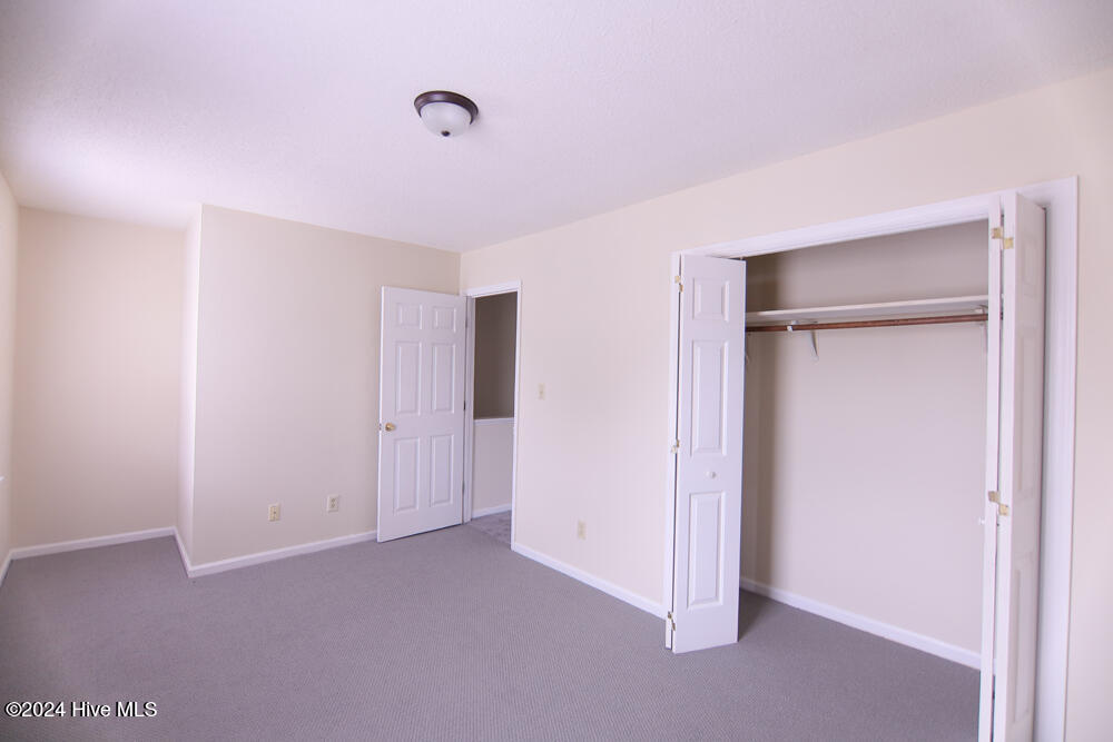 111 Concord Drive C Property Photo 8