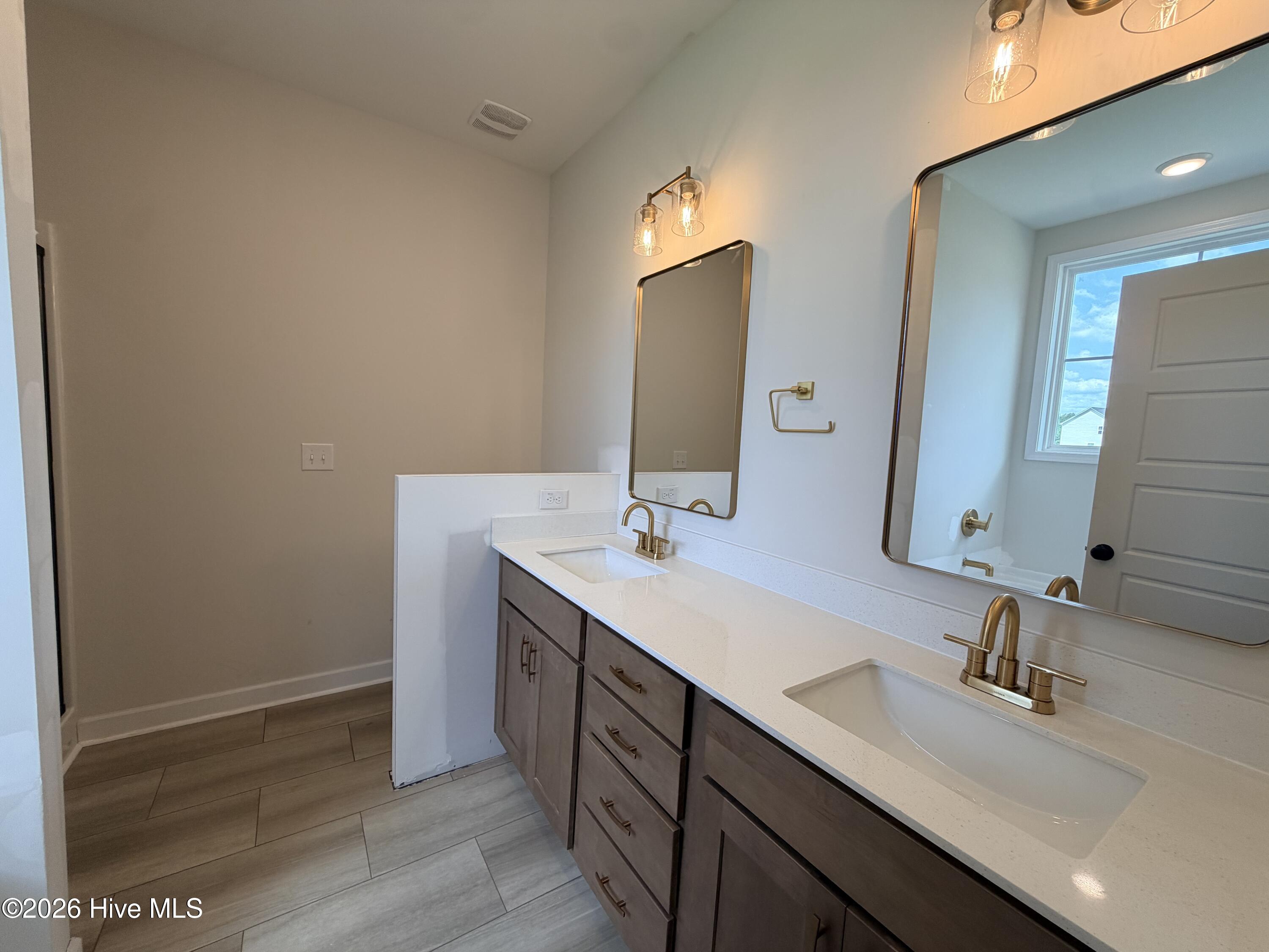 172 Yardley Drive Property Photo 10