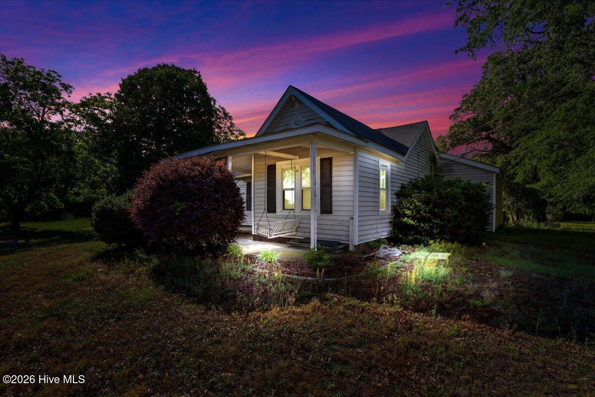 847 Old Grantham Road Property Photo 1