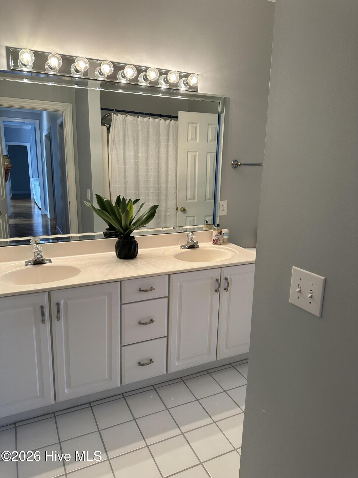 402 Bobby Jones Drive Property Photo 15