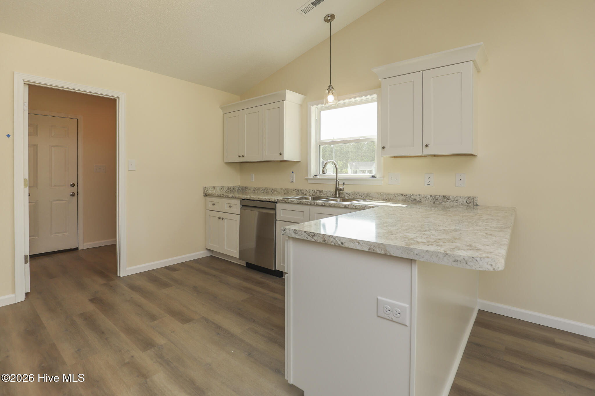 123 Buckskin Drive Property Photo 7