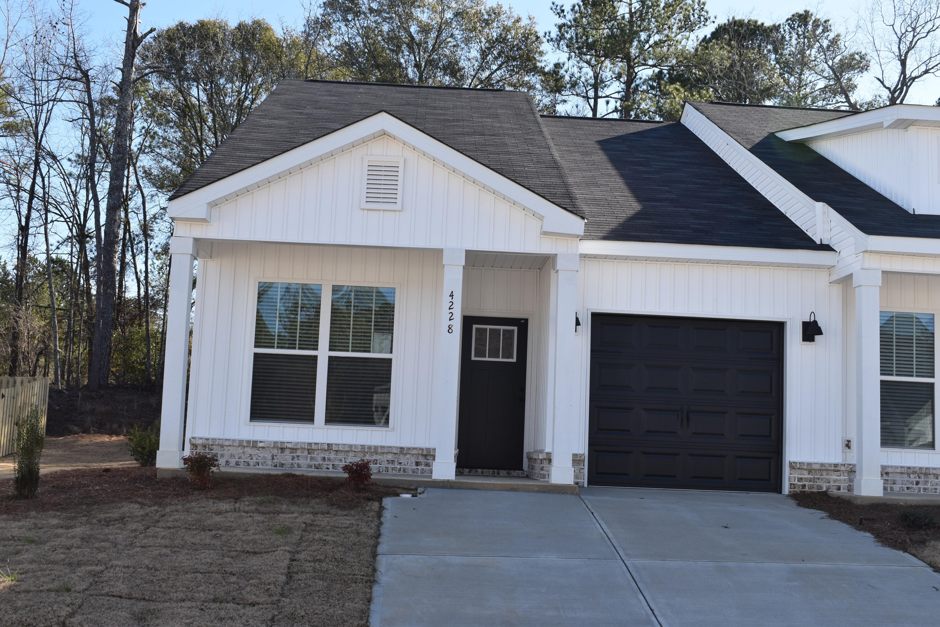 4228 Beautiful Pond Park Property Photo 1