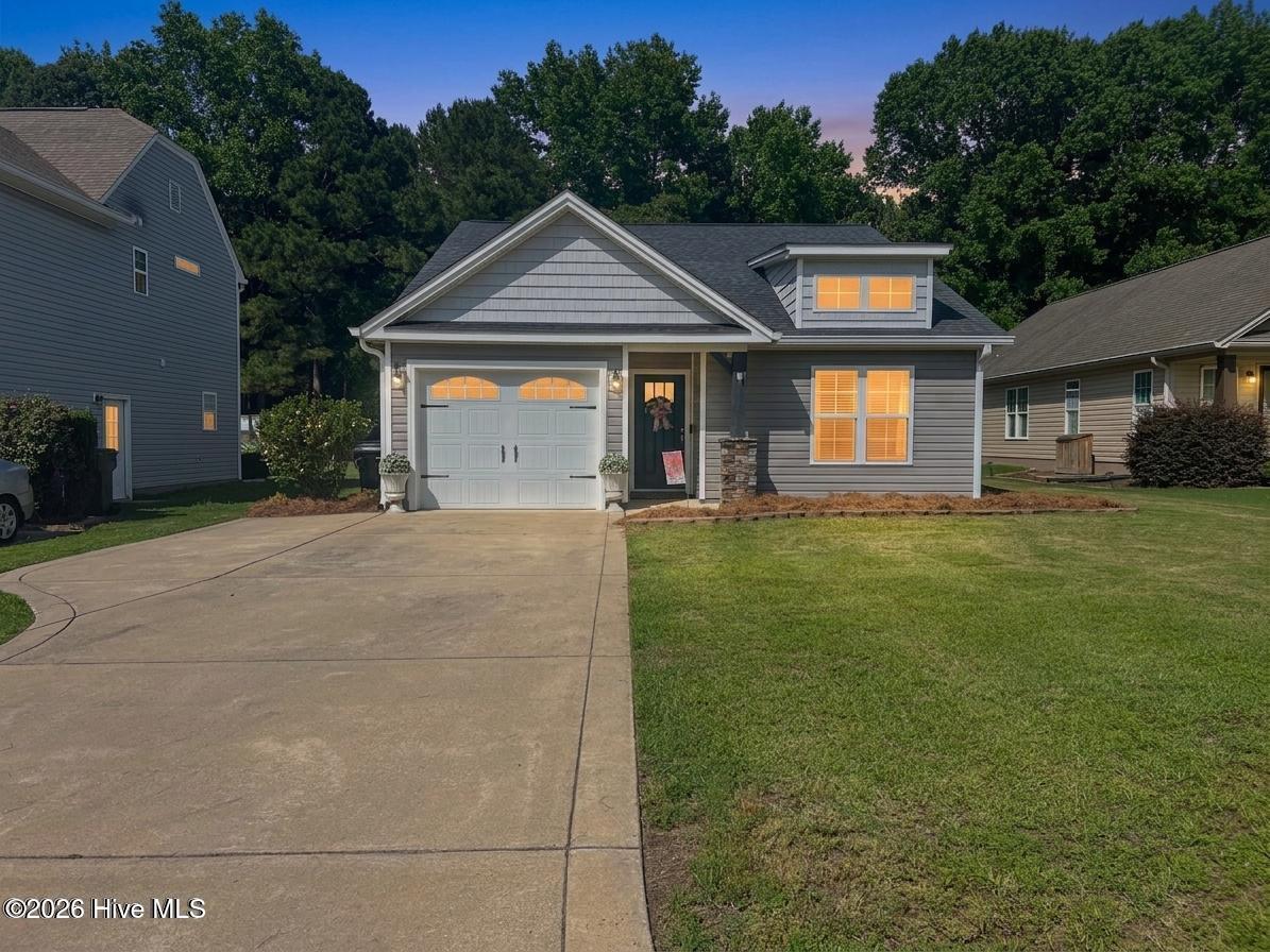 117 Cove Place Property Photo 1