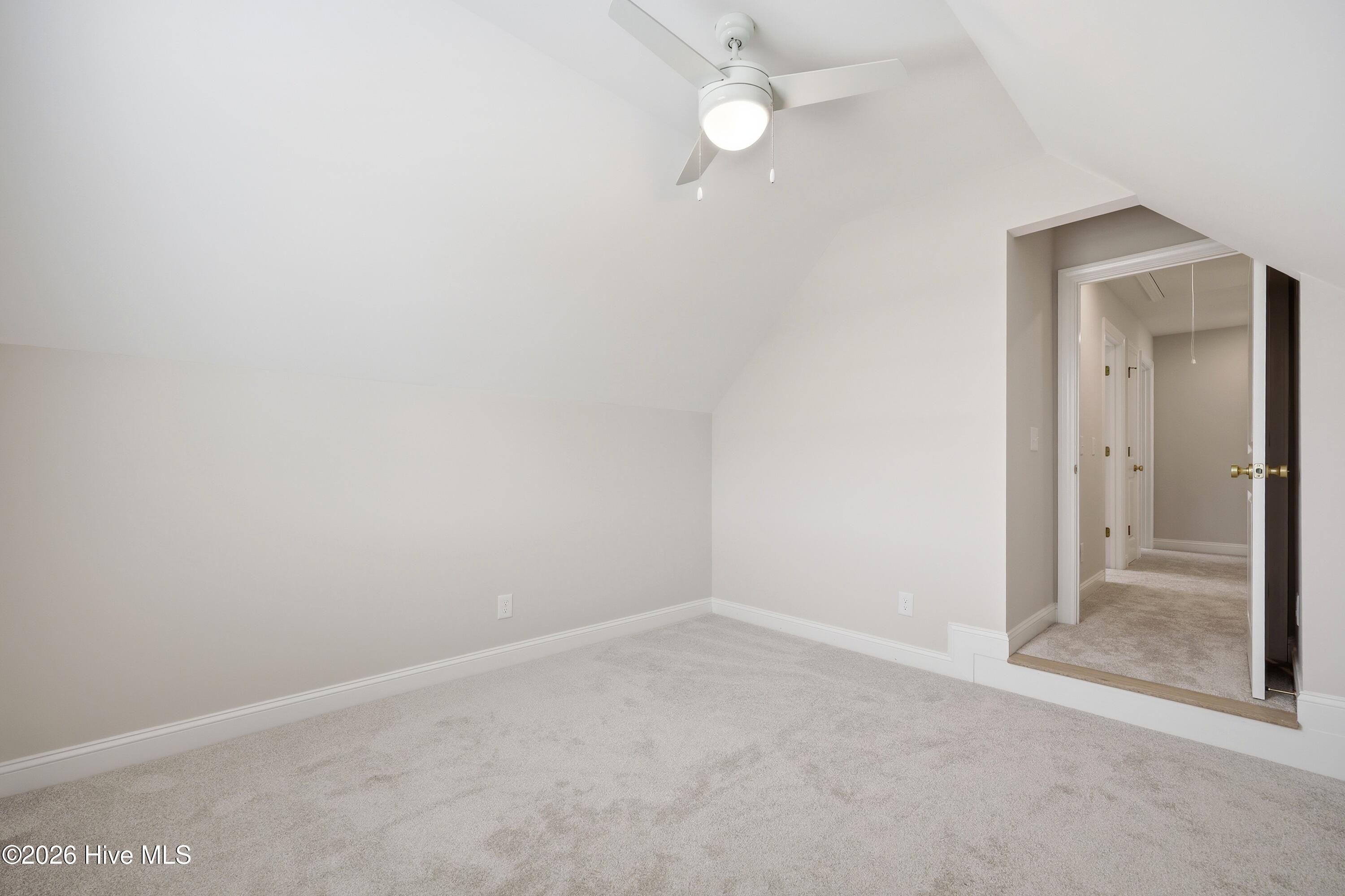 2412 Great Laurel Court Property Photo 19