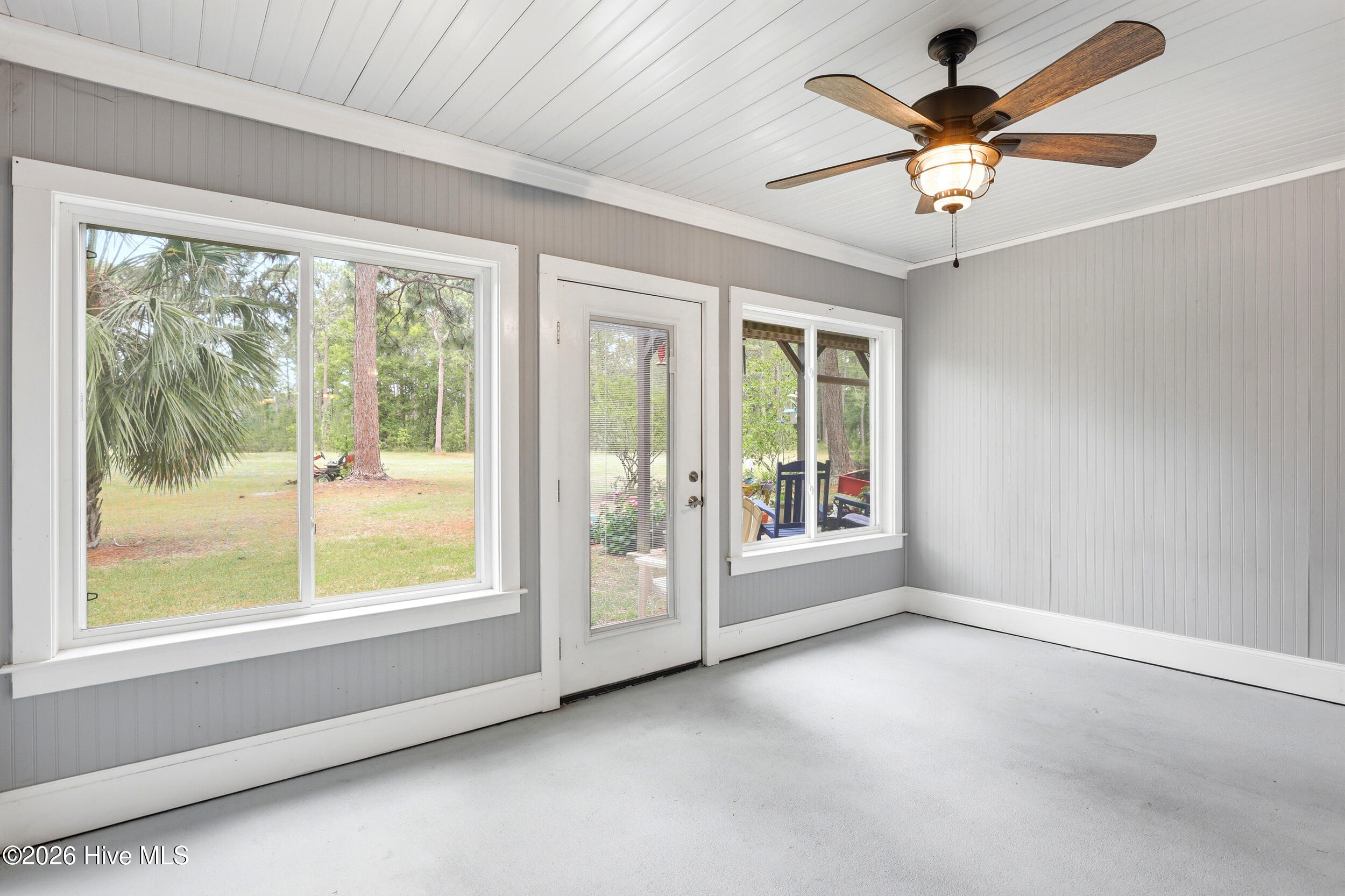 102 Country Club Villa Drive Property Photo 12