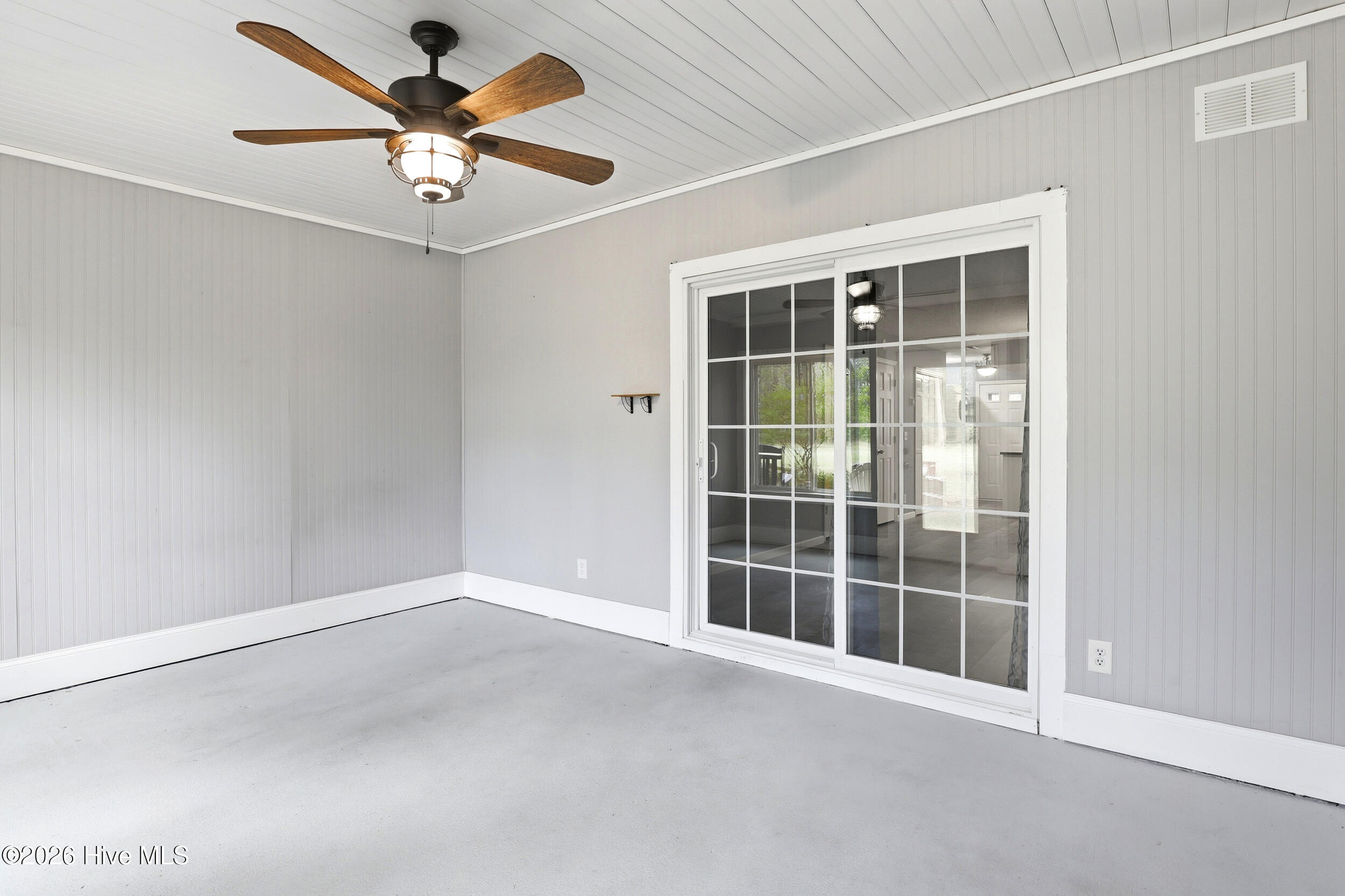 102 Country Club Villa Drive Property Photo 13