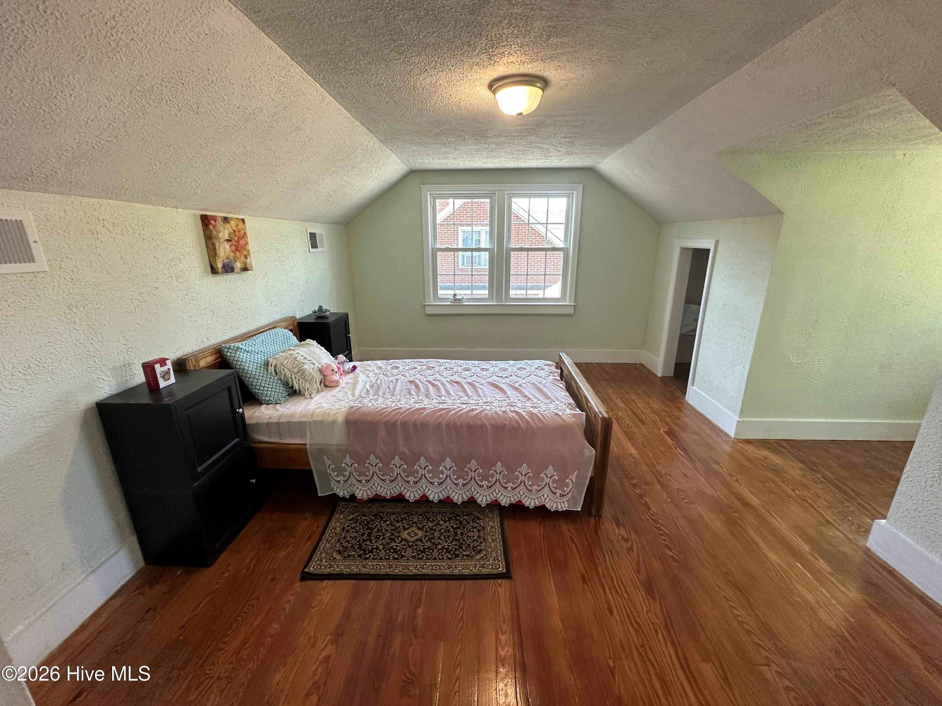 904 N Academy Street Property Photo 26