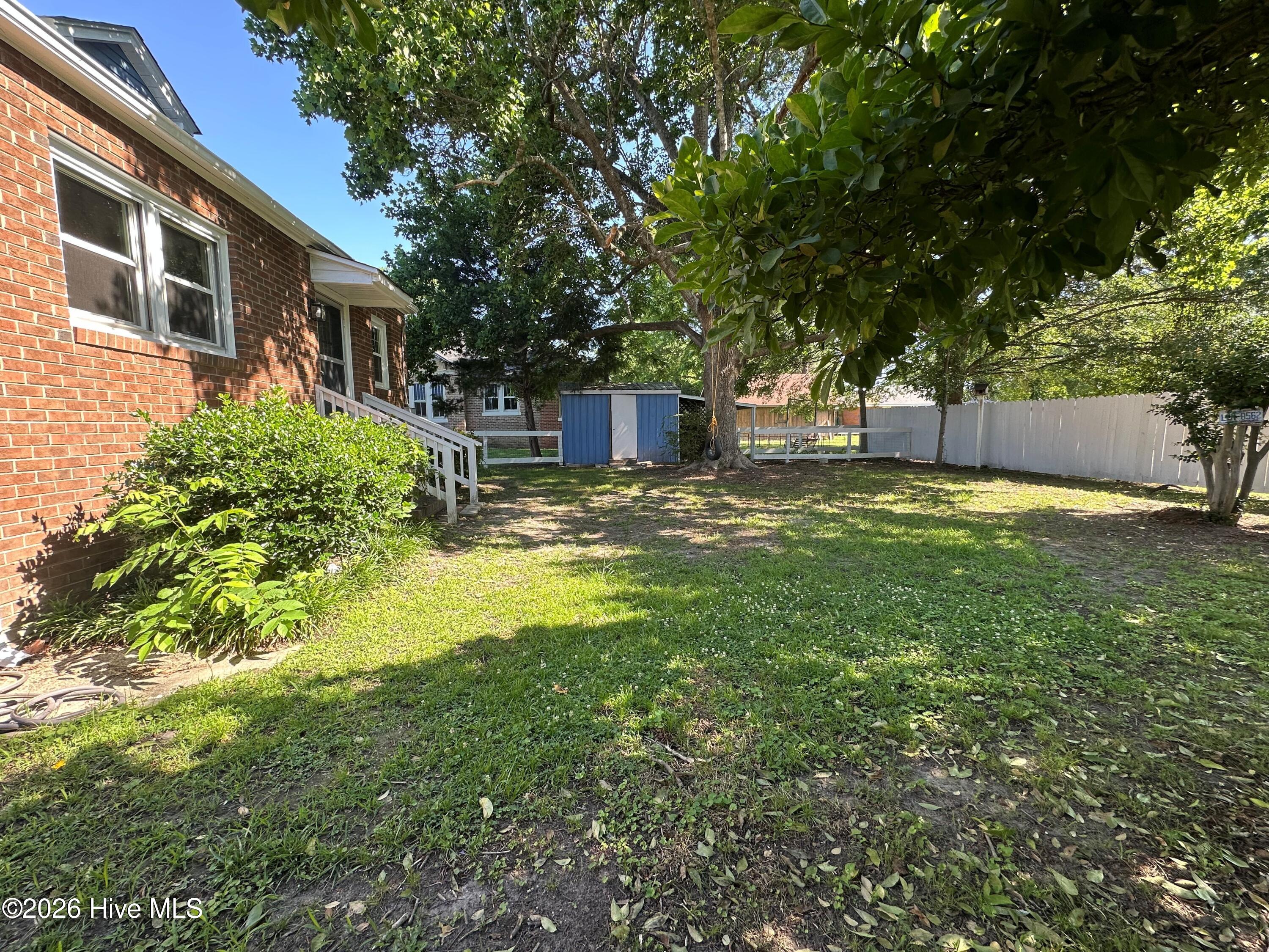 904 N Academy Street Property Photo 34