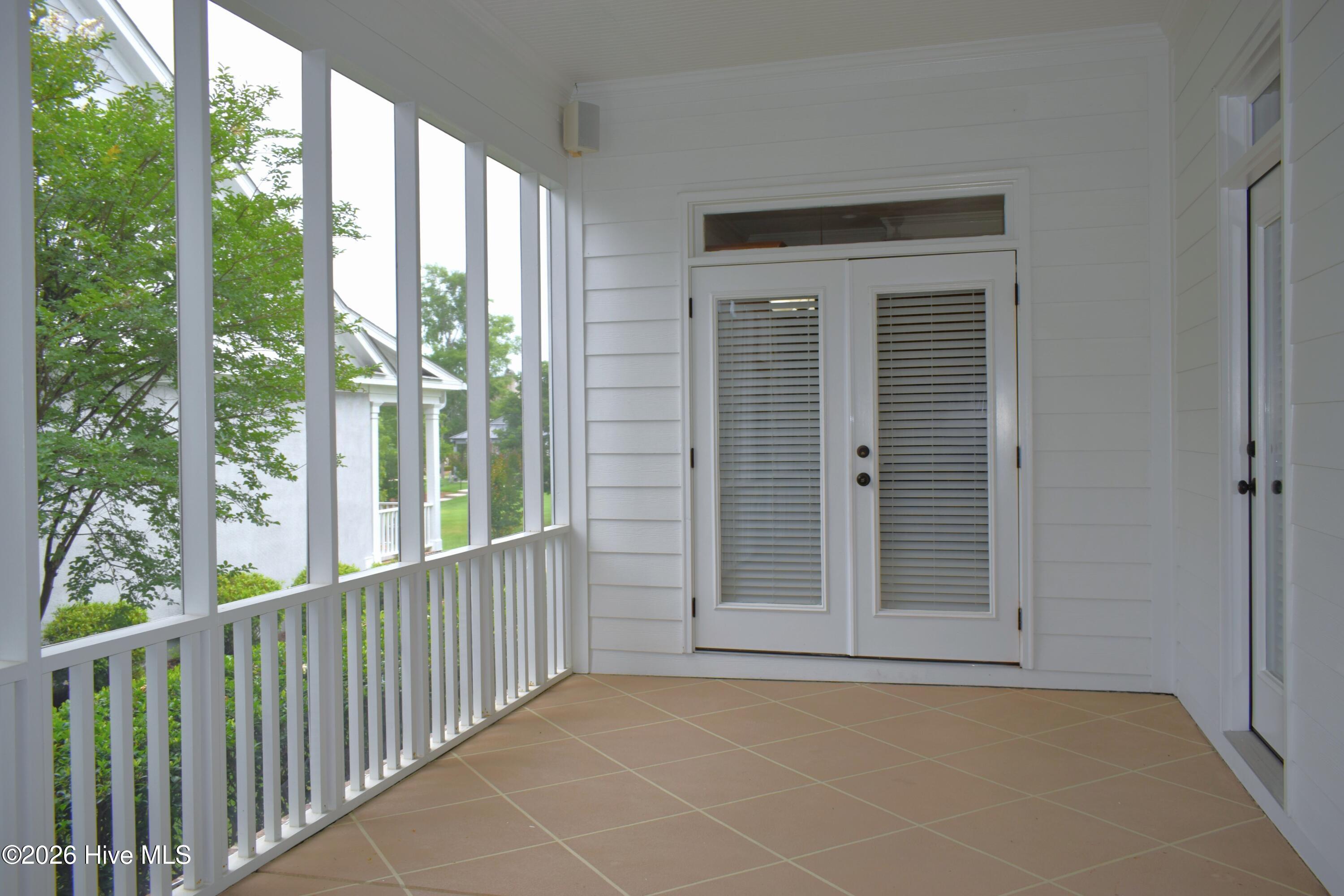 908 Big Oak Circle Property Photo 8