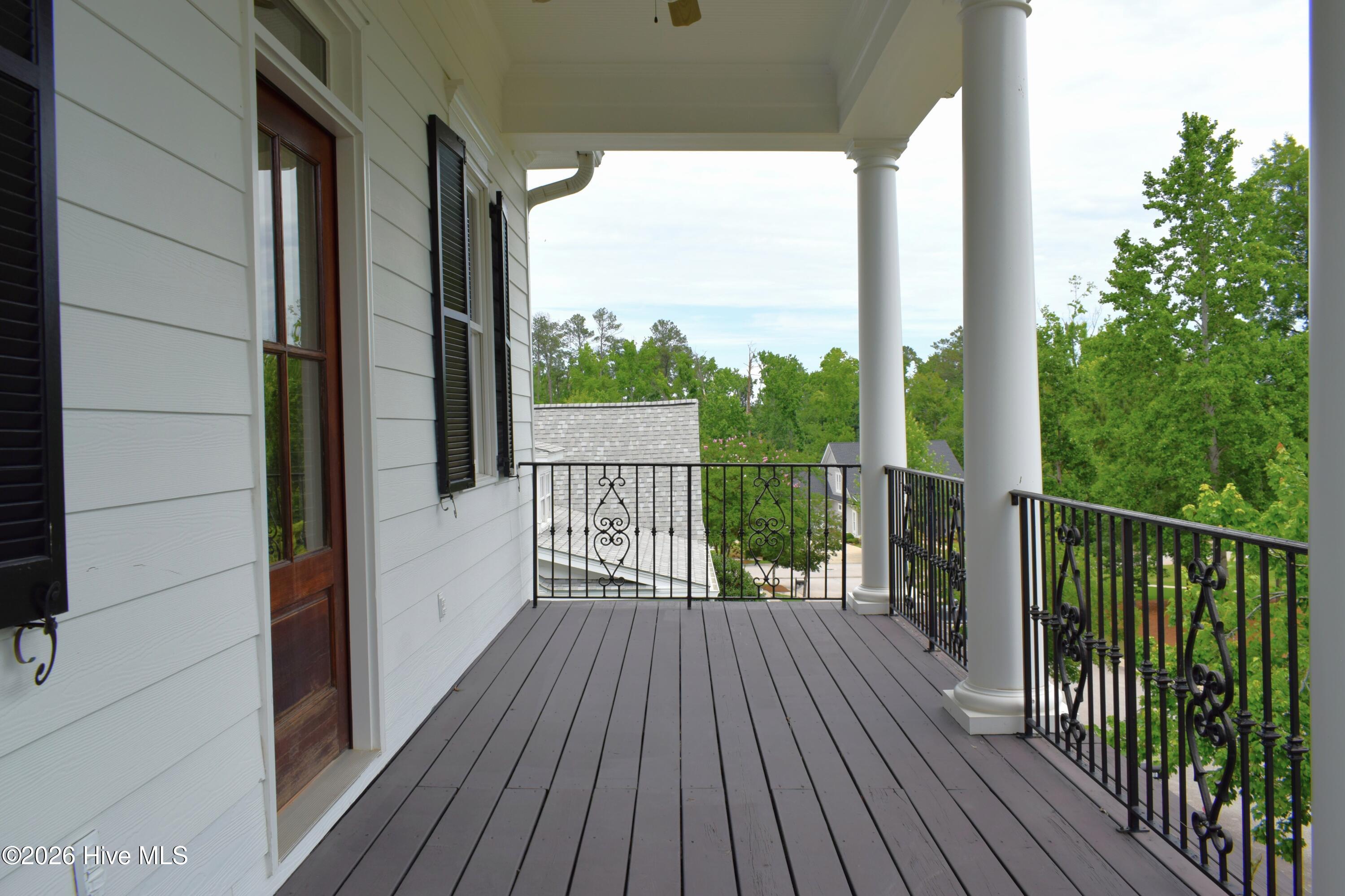 908 Big Oak Circle Property Photo 9