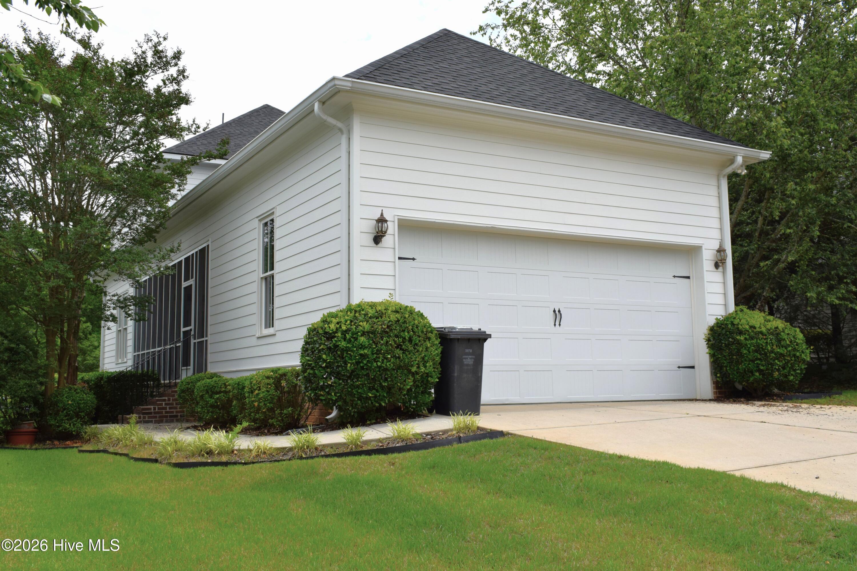 908 Big Oak Circle Property Photo 13