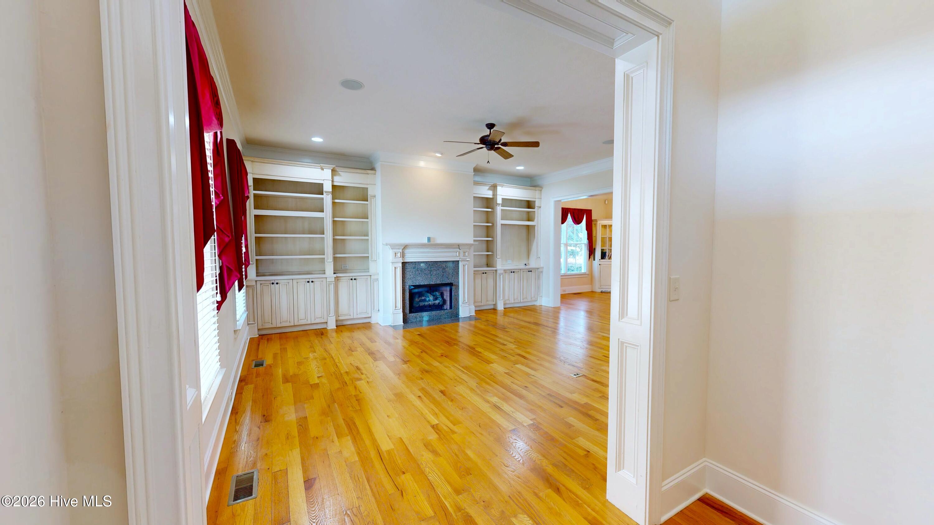 908 Big Oak Circle Property Photo 18